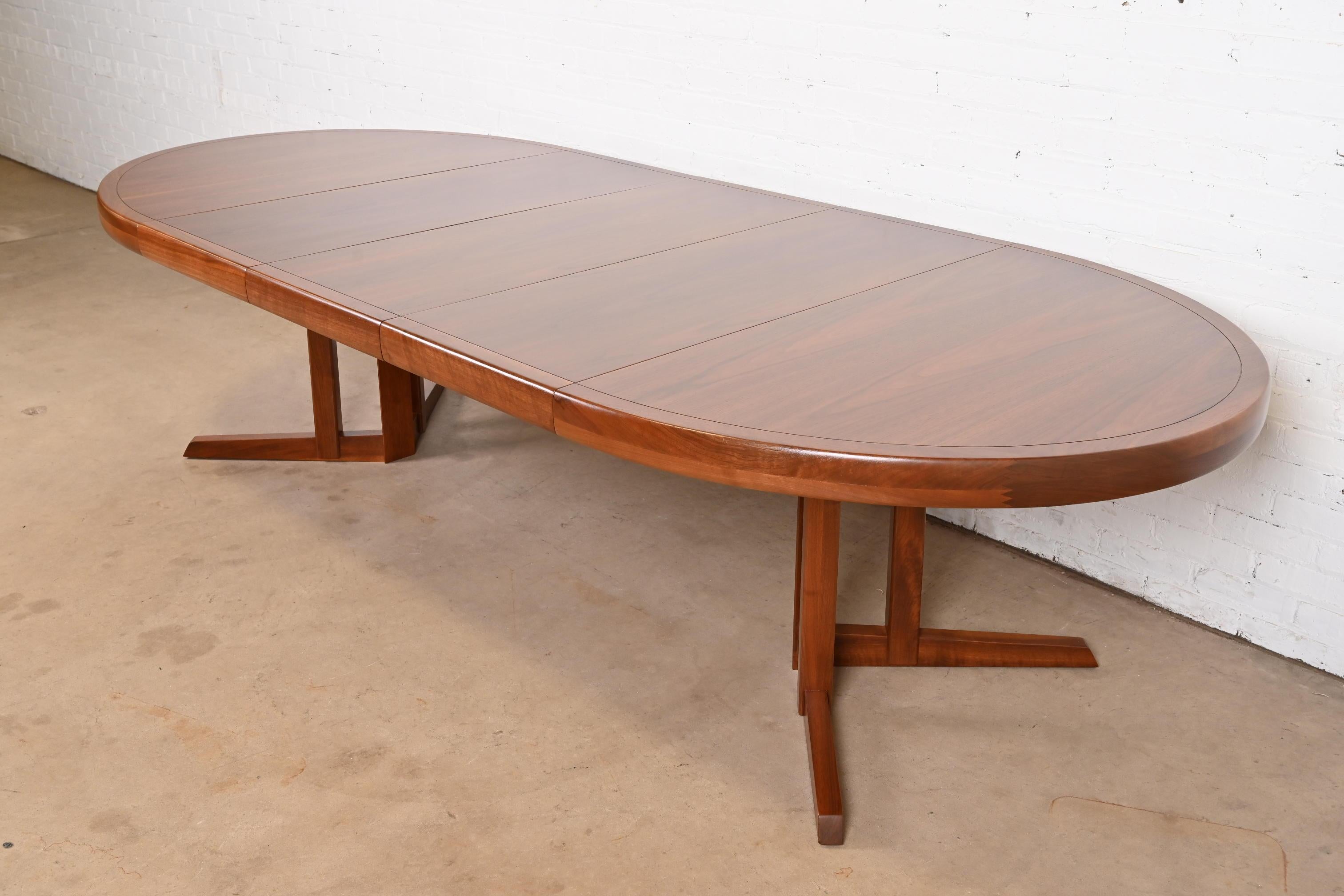 A very rare and exceptional mid-century Organic Modern sculpted walnut dining table

By George Nakashima for Widdicomb Furniture, 