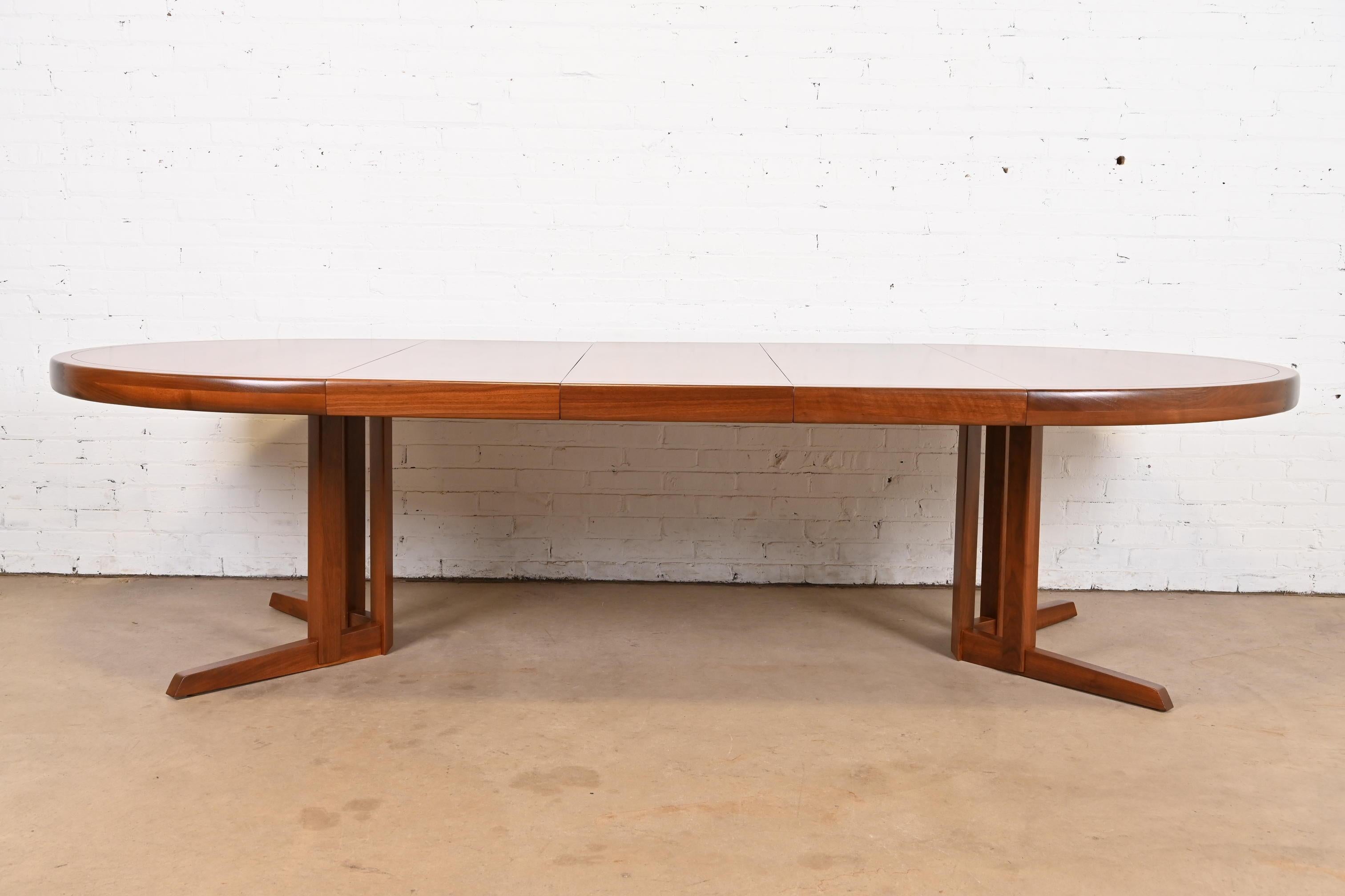 George Nakashima for Widdicomb Origins Collection Sculpted Walnut Dining Table In Good Condition In South Bend, IN