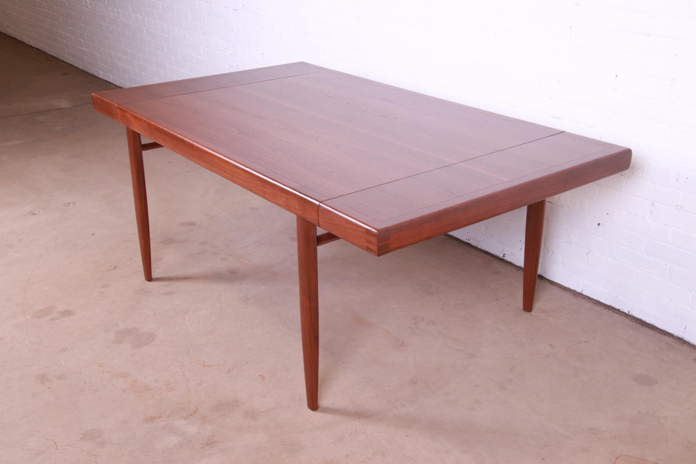 George Nakashima for Widdicomb Origins Collection Walnut Dining Table, 1958 7