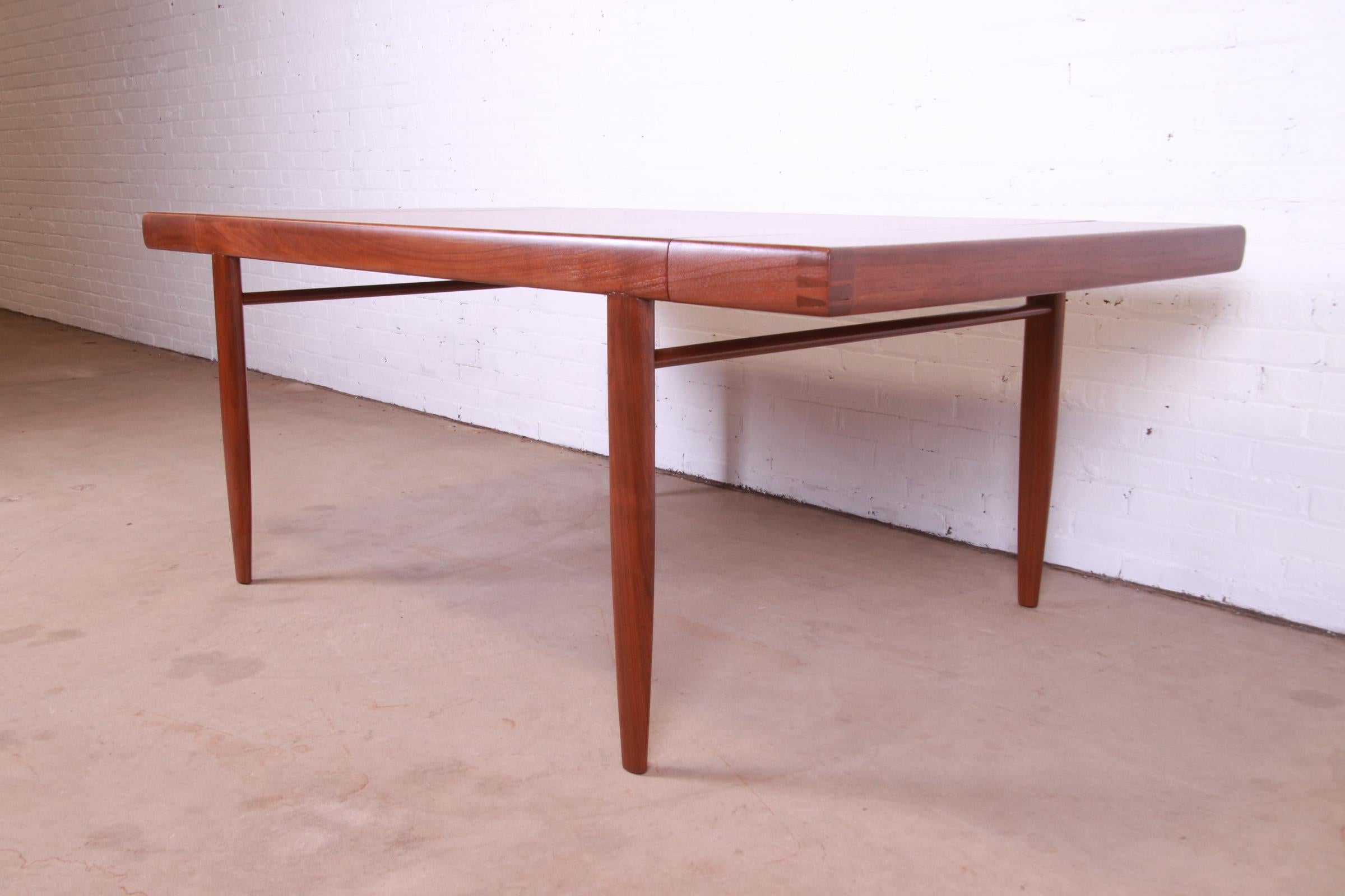George Nakashima for Widdicomb Origins Collection Walnut Dining Table, 1958 8