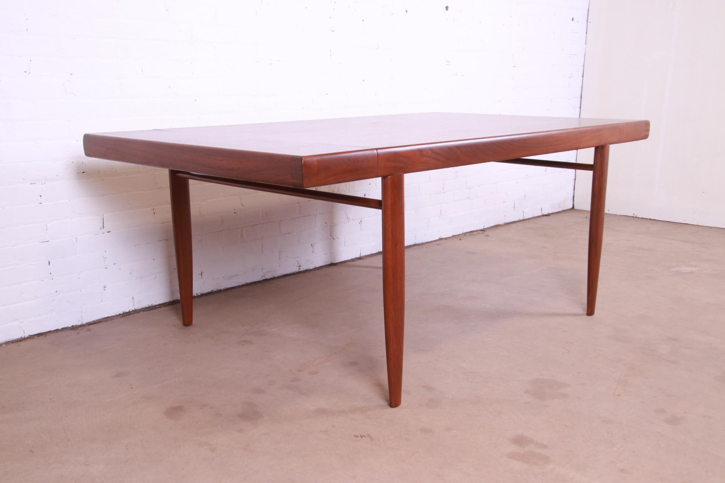 George Nakashima for Widdicomb Origins Collection Walnut Dining Table, 1958 9