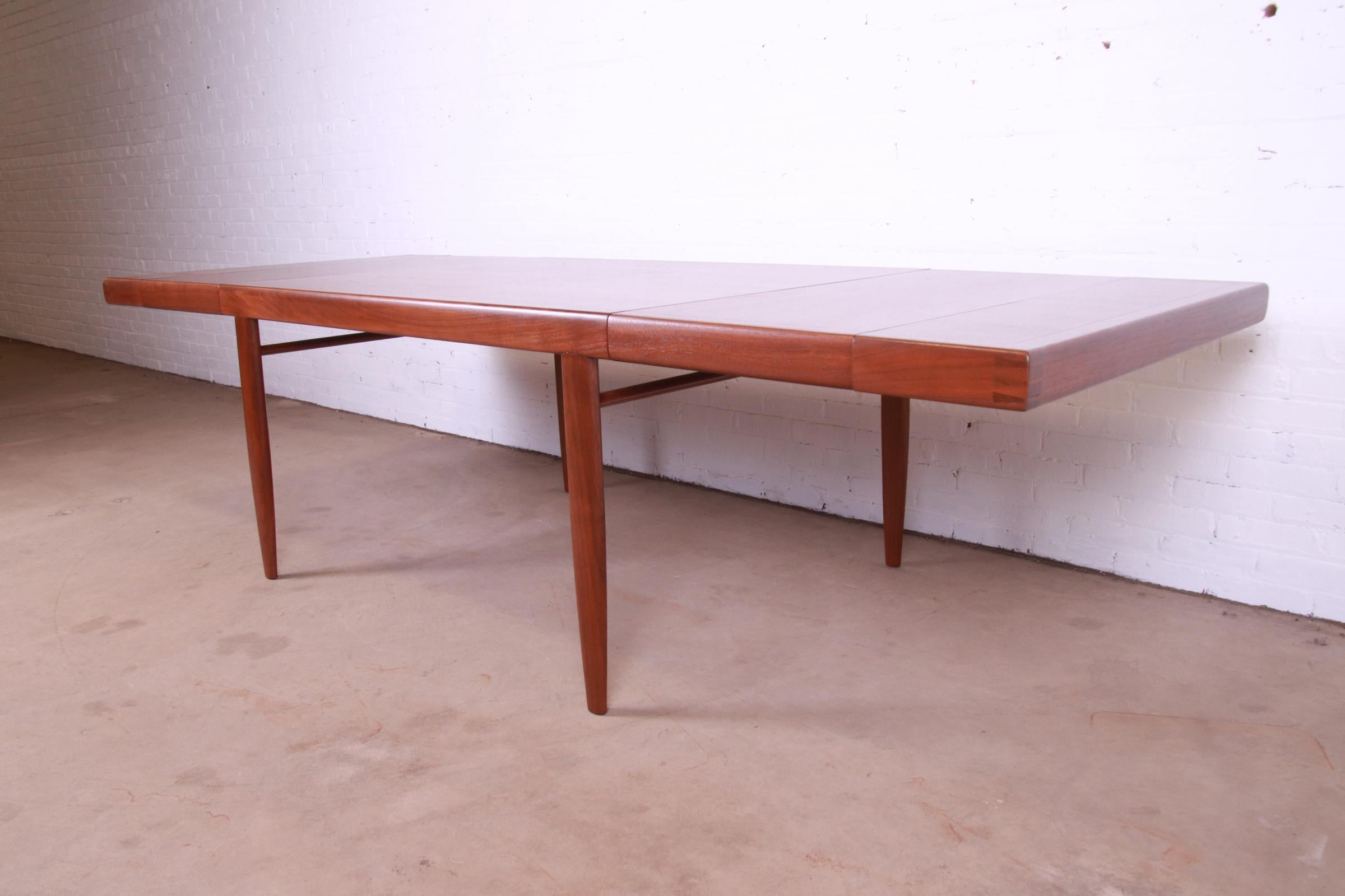 American George Nakashima for Widdicomb Origins Collection Walnut Dining Table, 1958