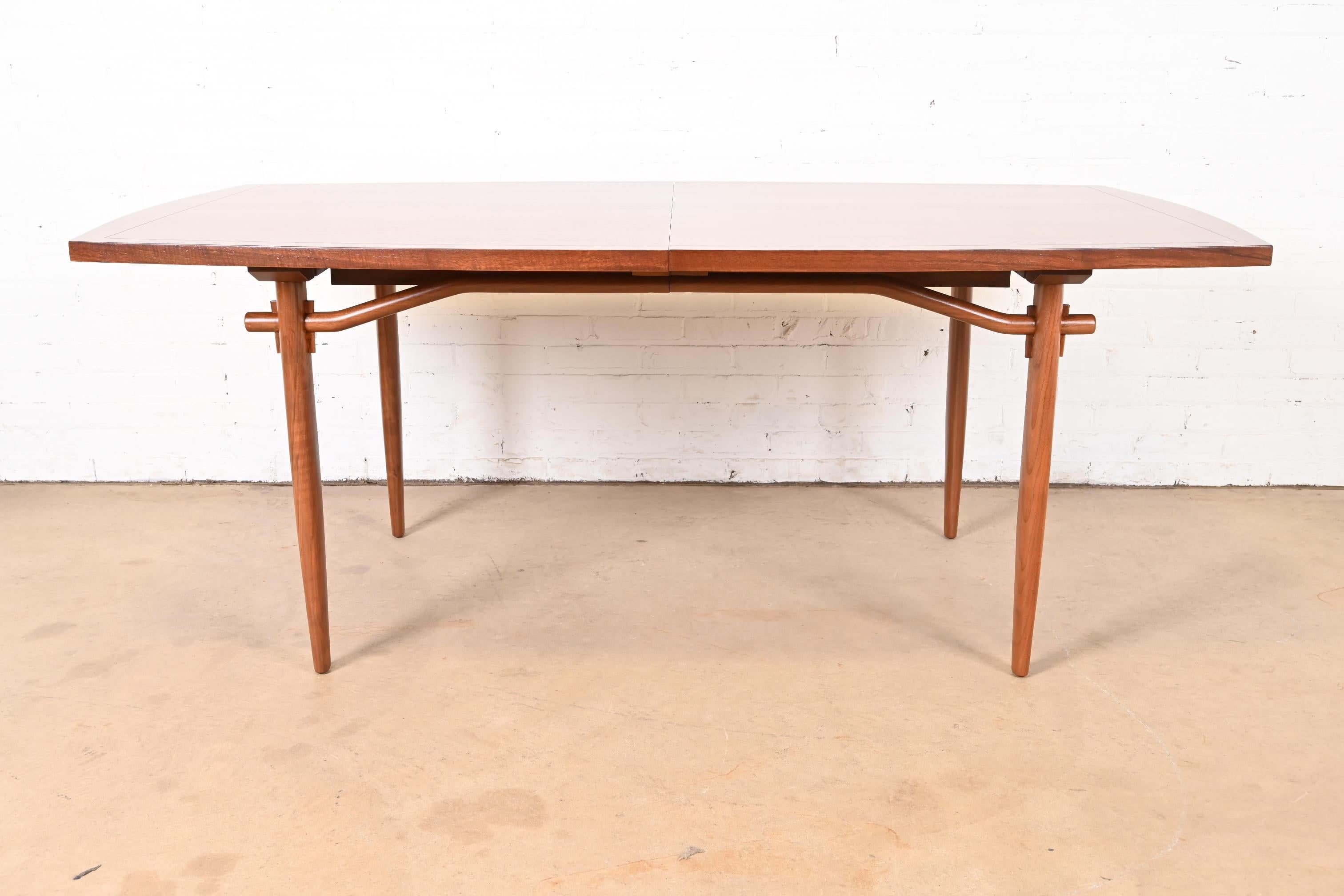 Table de salle à manger à rallonge George Nakashima de la collection Widdicomb Origins en vente 3
