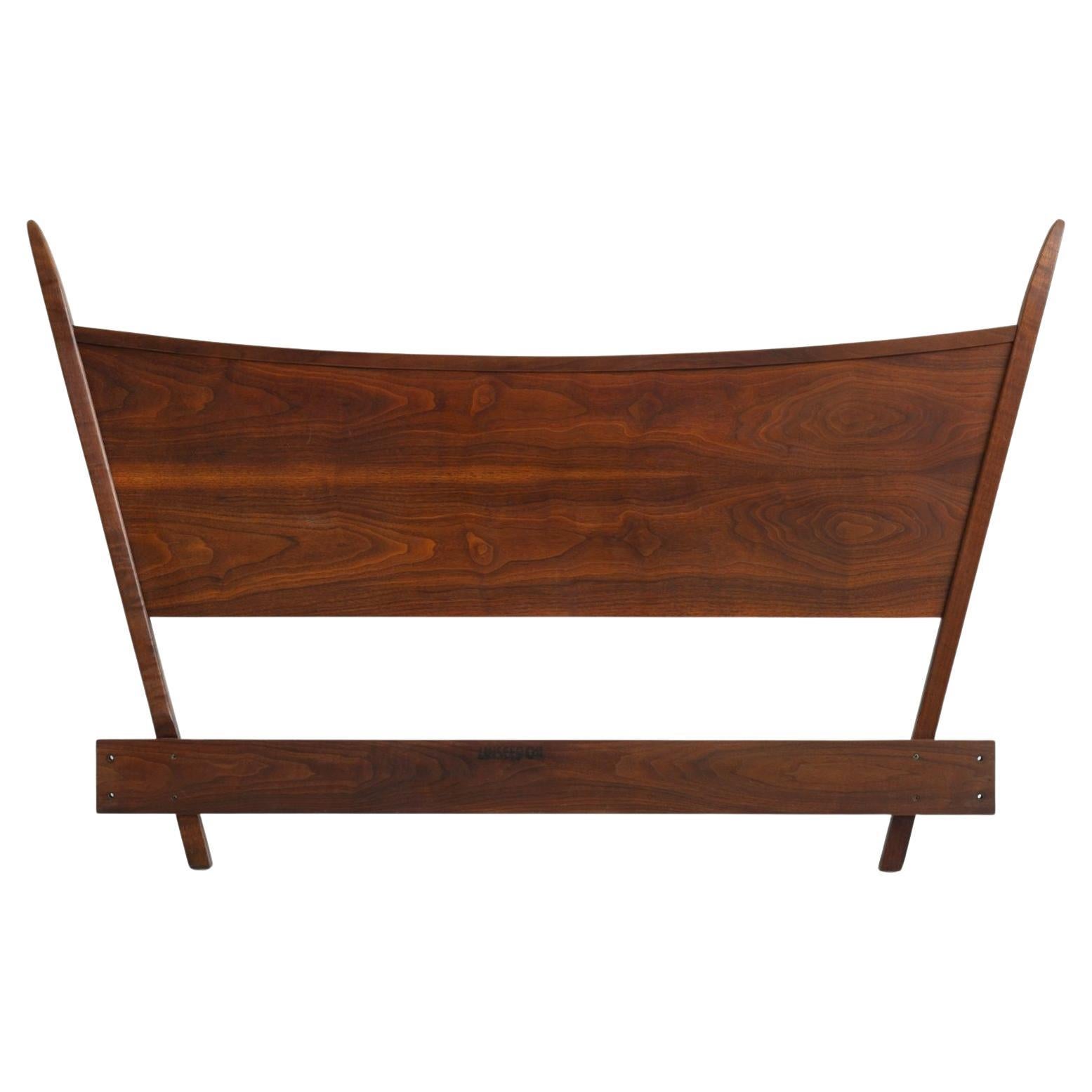 George Nakashima pour Widdicomb Tête de lit en noyer noir huilé, 1958 en vente