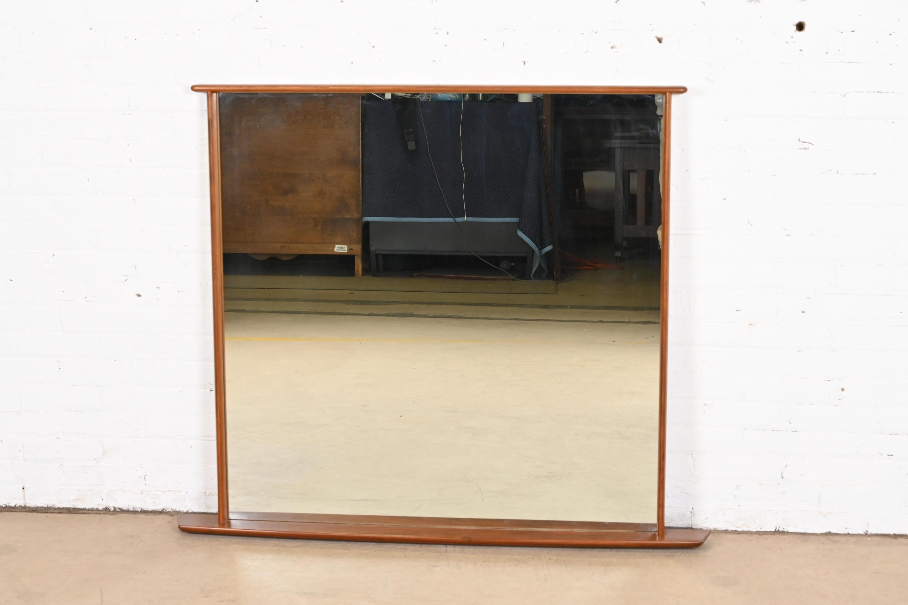 George Nakashima for Widdicomb Sculpted Walnut Monumental Wall Mirror, 1950s In Good Condition In South Bend, IN