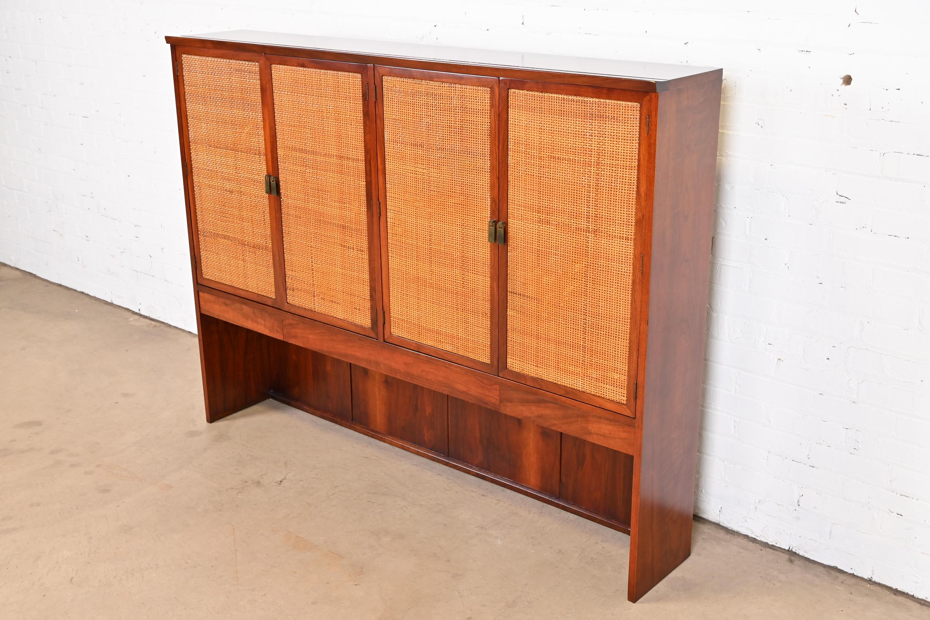 A rare and exceptional mid-century Organic Modern cabinet

By George Nakashima for Widdicomb Furniture, 