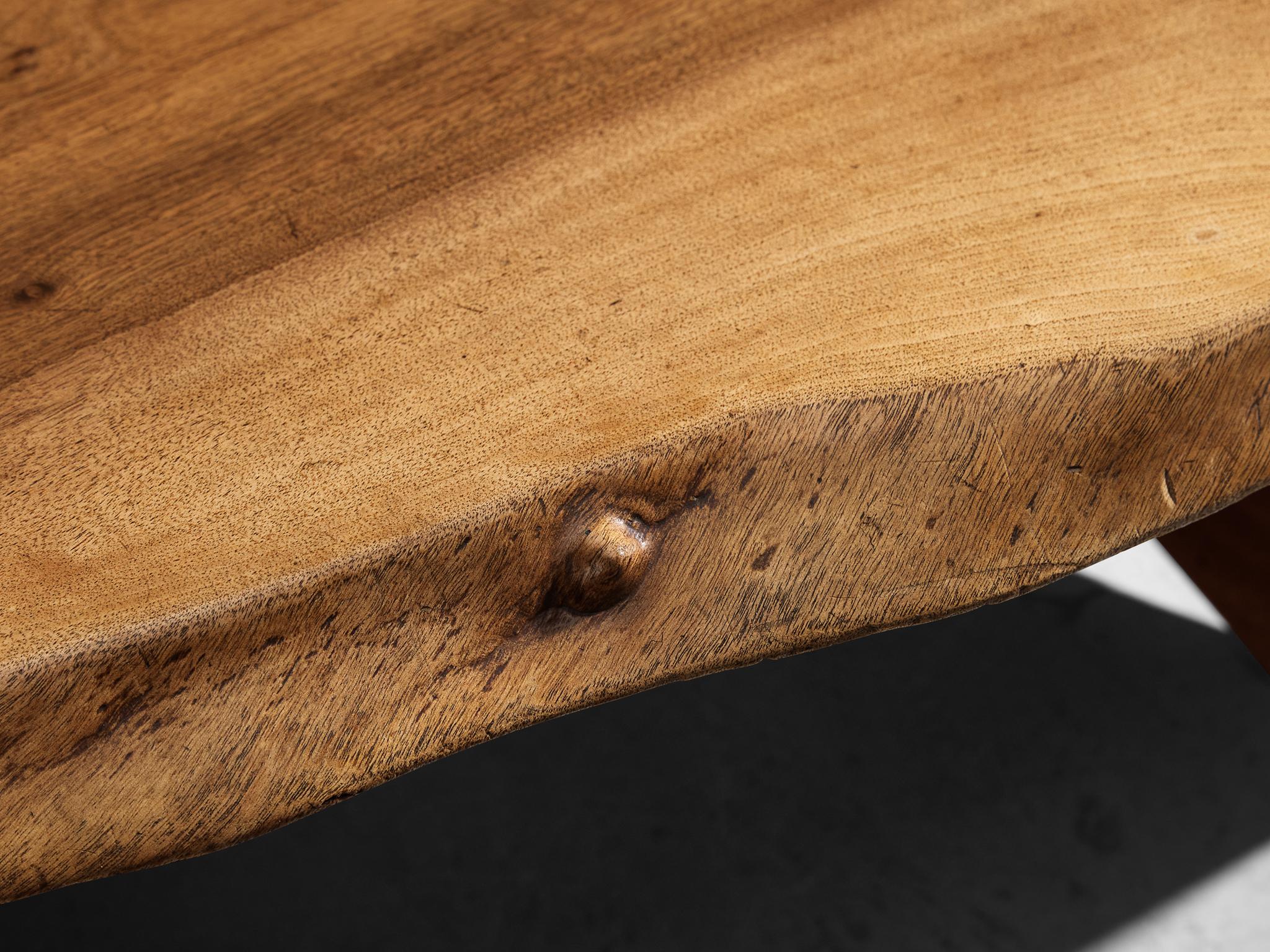 Table basse à bord libre George Nakashima en noyer anglais en vente 3