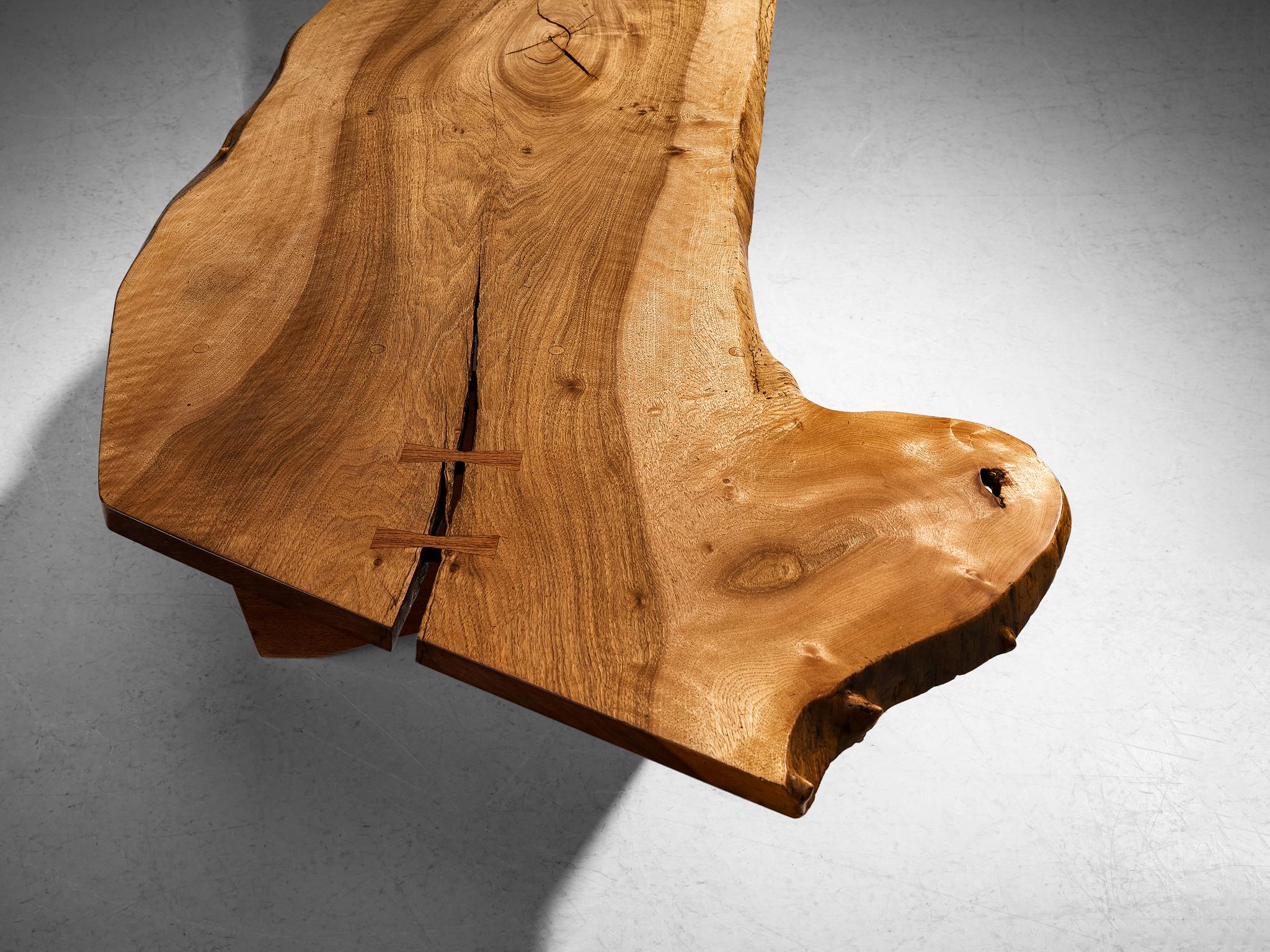 Table basse à bord libre George Nakashima en noyer anglais en vente 4