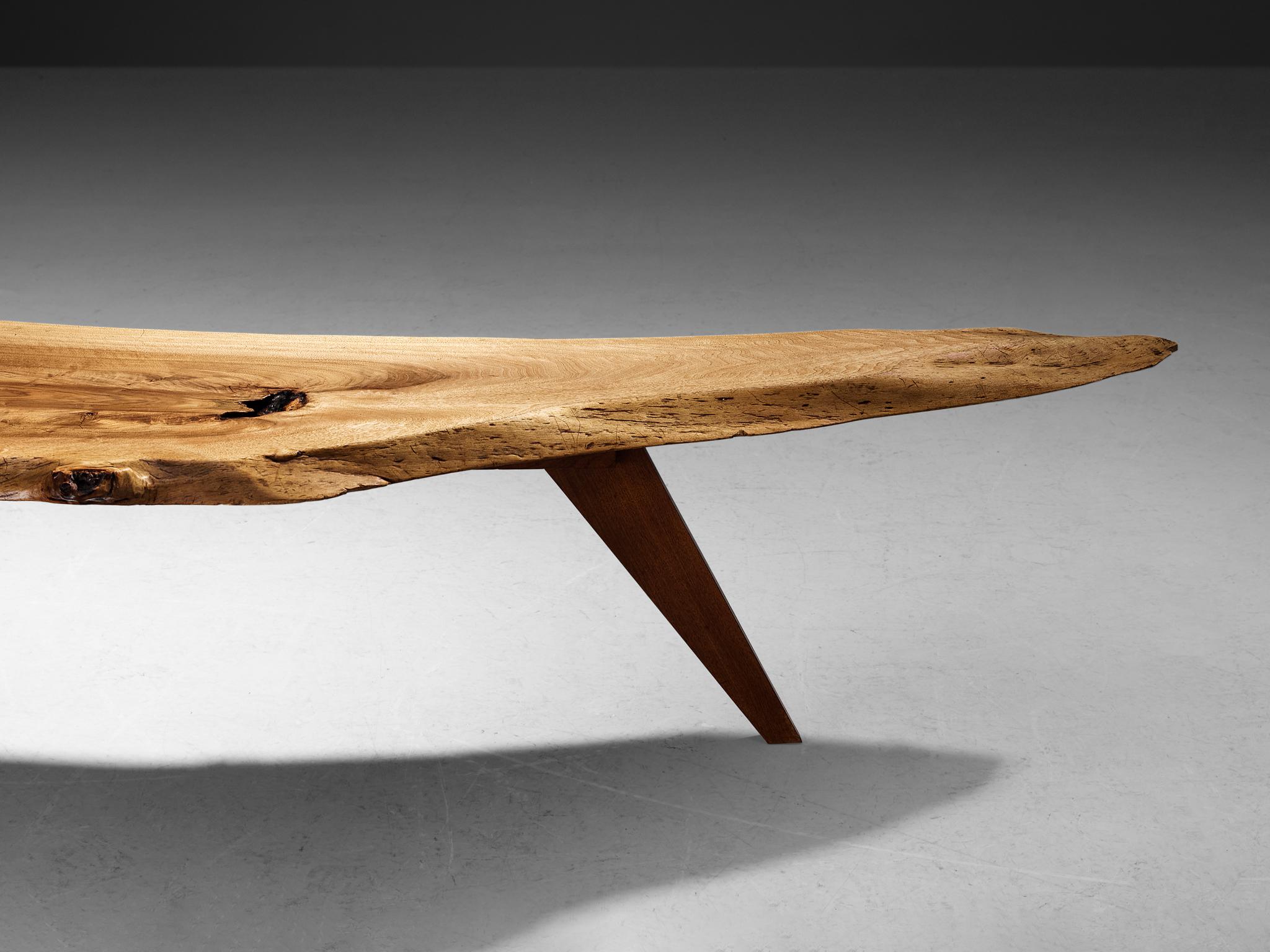 Table basse à bord libre George Nakashima en noyer anglais en vente 1