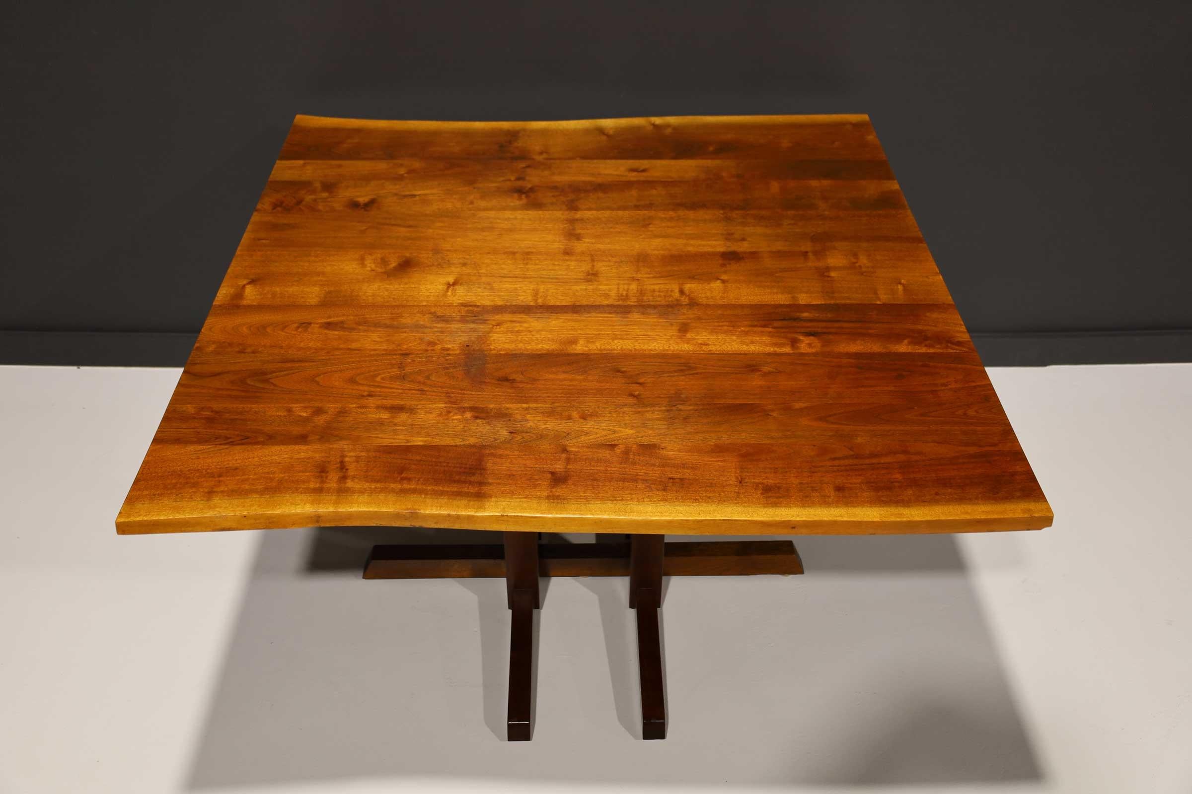 George Nakashima Frenchman's Cove Dining Table in Walnut with Free Edge For Sale 4