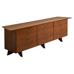 George Nakashima, grande cassettiera, noce, per Widdicomb, Stati Uniti, anni ’60