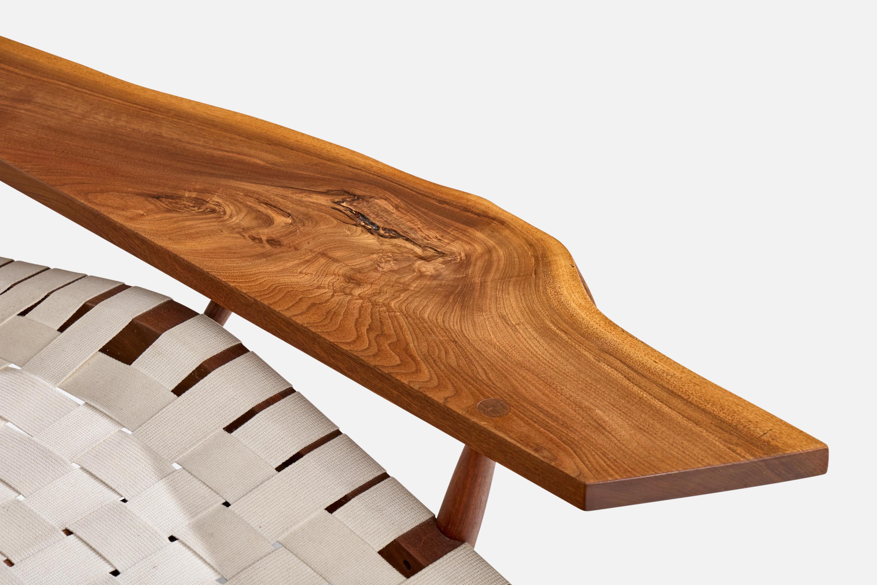 George Nakashima, Long Chair, Walnut, Cotton, Japan, 1980s For Sale 7