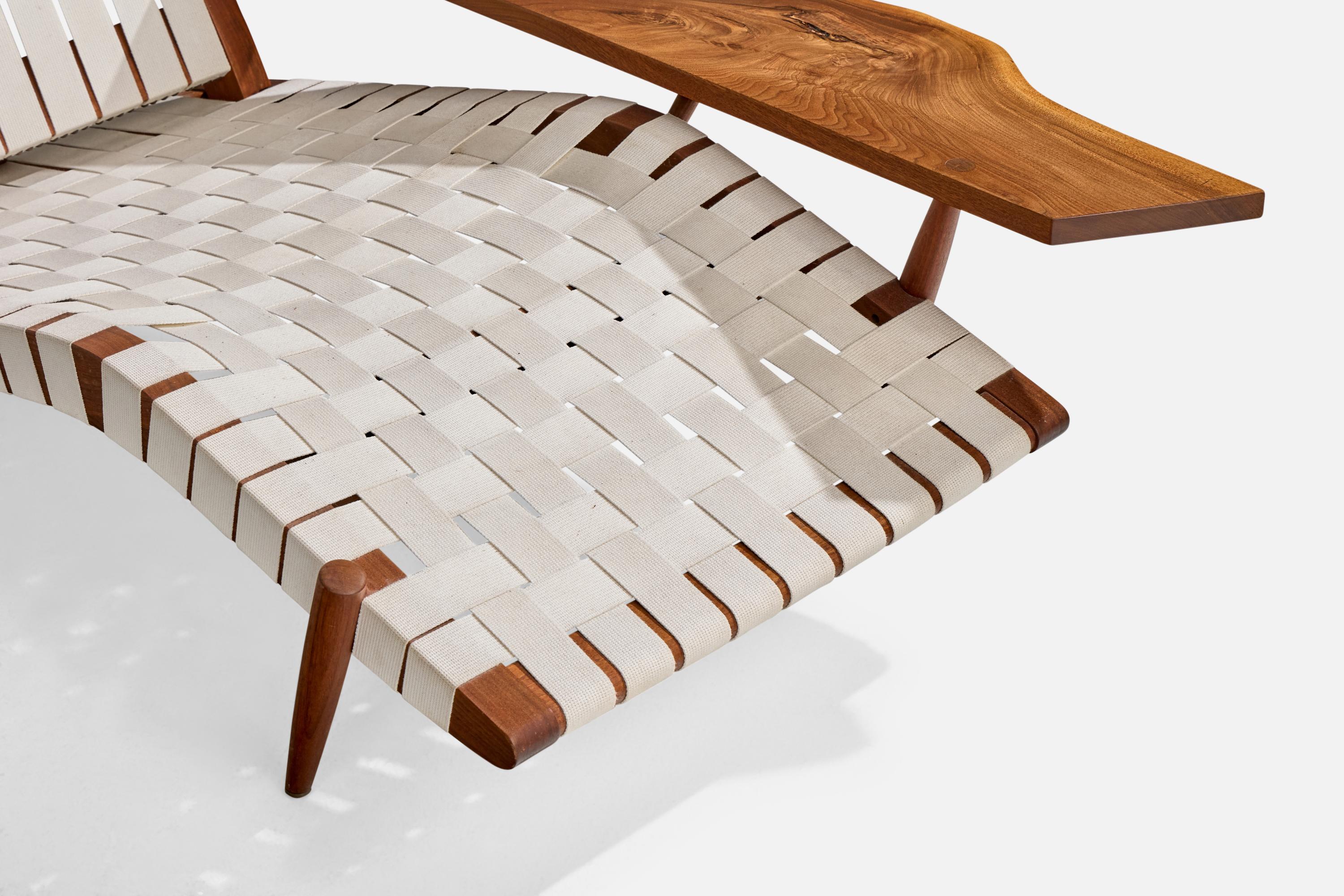 George Nakashima, Long Chair, Walnut, Cotton, Japan, 1980s For Sale 10
