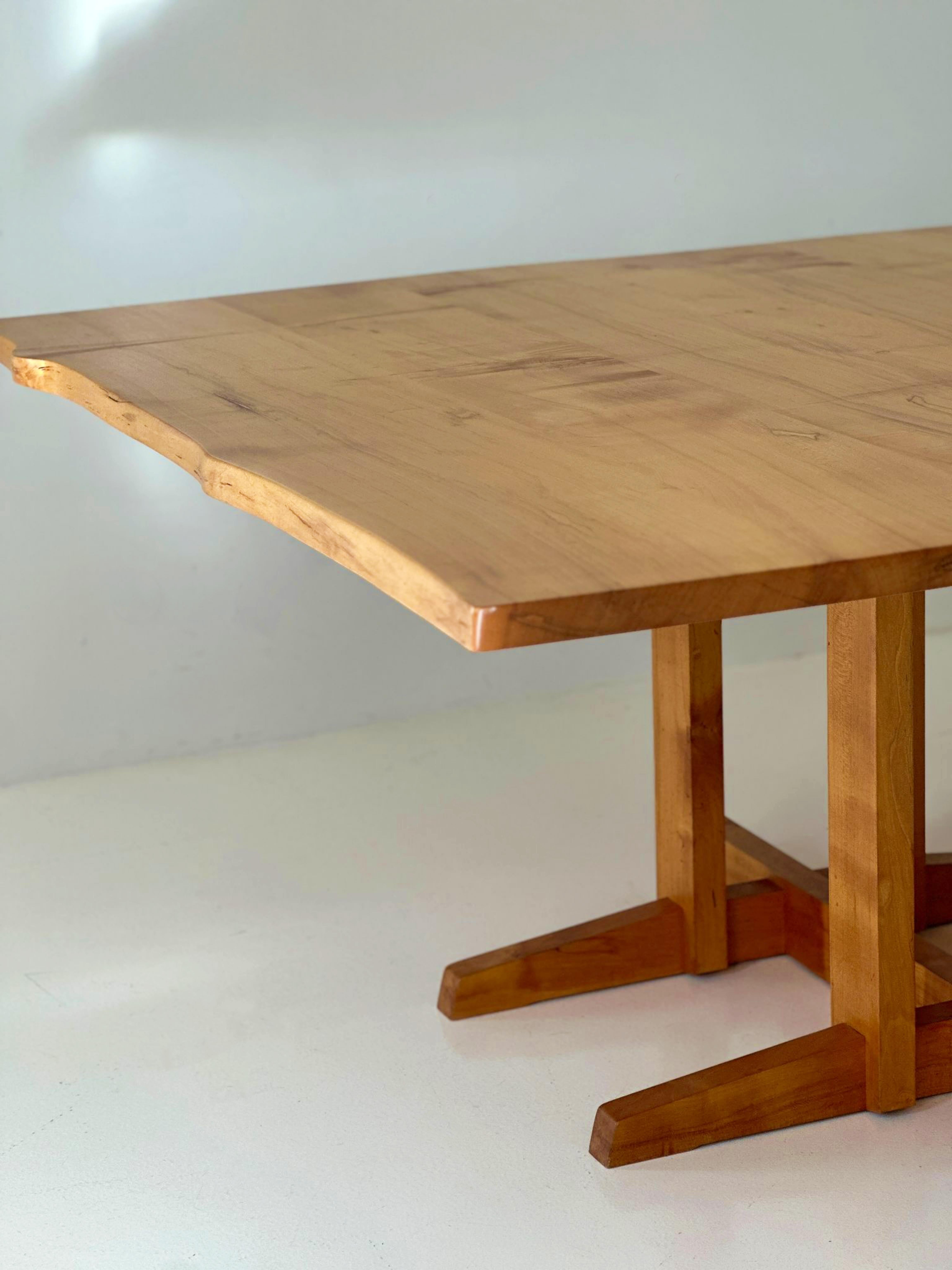 Late 20th Century George Nakashima, Maple Frenchman's Cove Dining Table, signed and dated 1980 For Sale