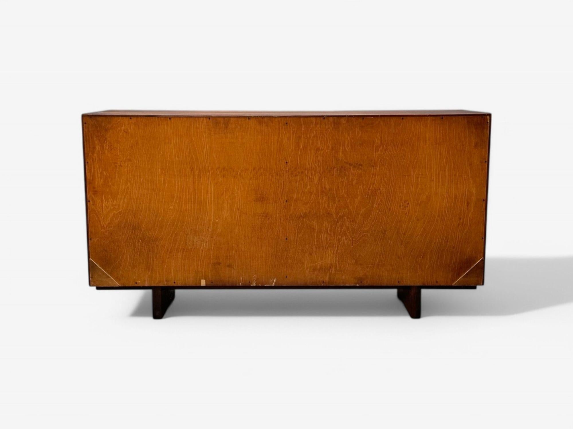 George Nakashima, Mid-Century Modern, Sap Walnut, Rare Dresser, USA, 1958 For Sale 4