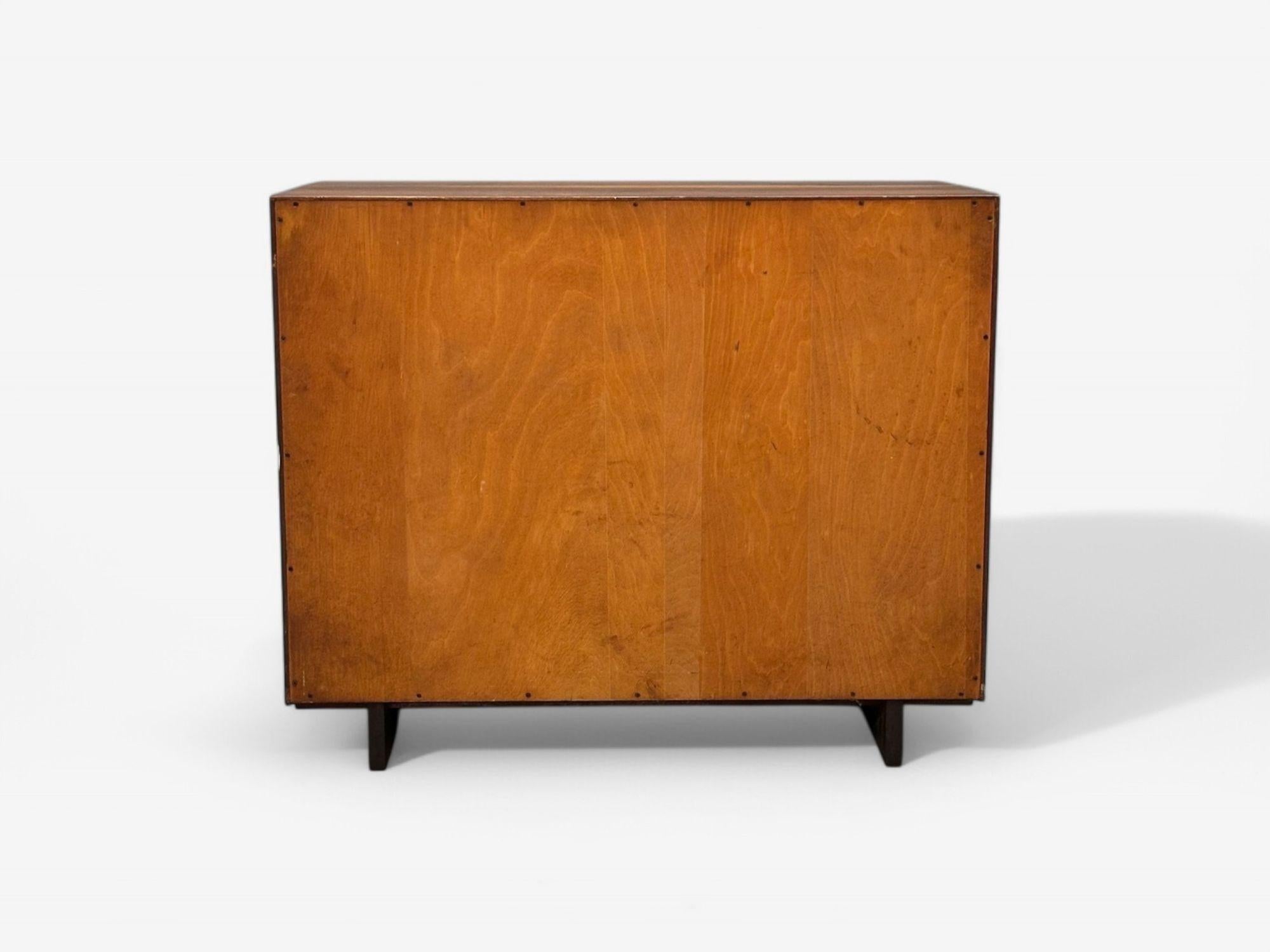 George Nakashima, Mid-Century Modern, Sap Walnut, Rare Nightstand, USA, 1957 For Sale 2