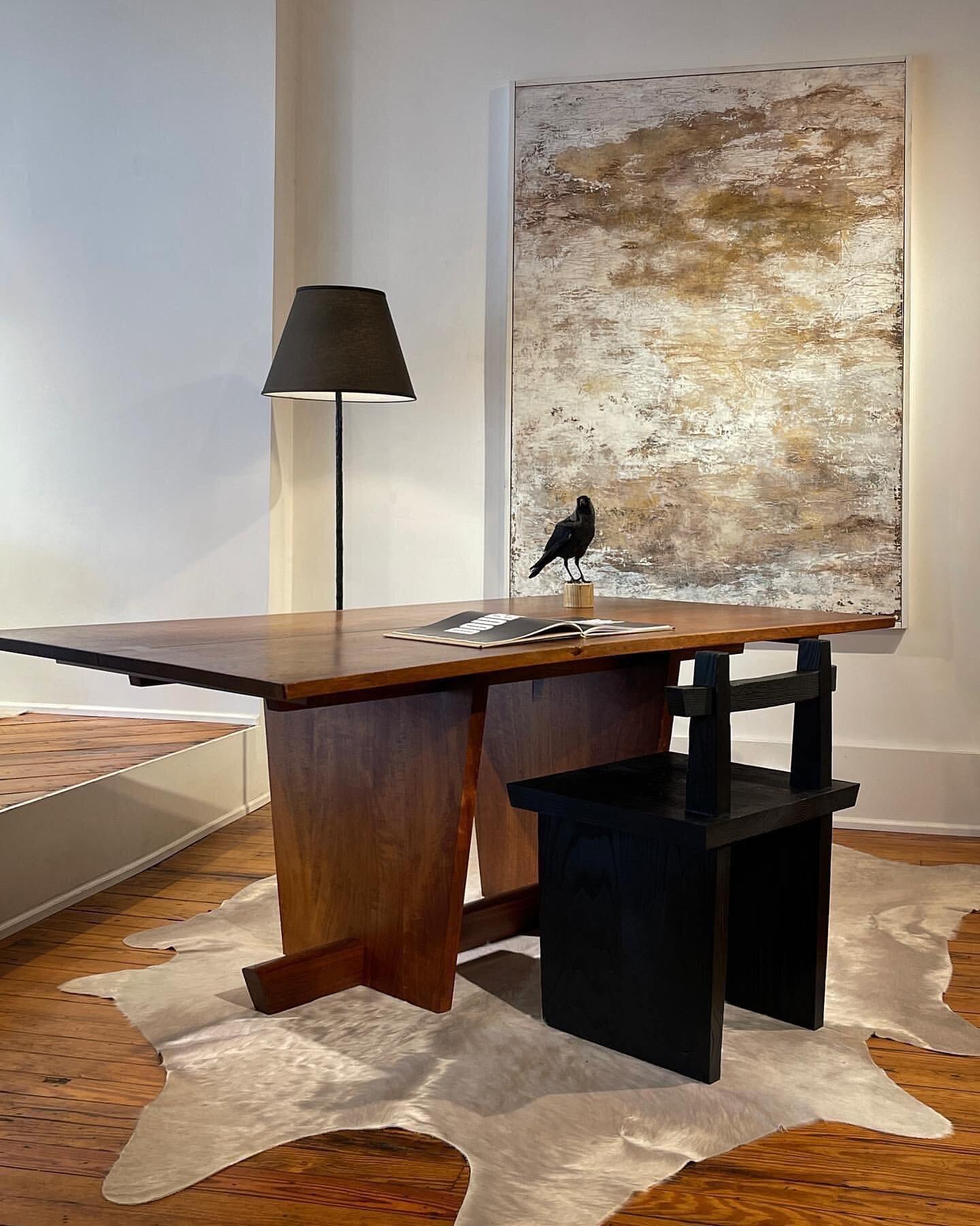 GEORGE NAKASHIMA

Minguren II Dining Table or Desk, 1987

American black walnut

Book-matched slab top with sap grain free edges joined by three butterflies

All documentation, provenance inscribed with original owner's name
