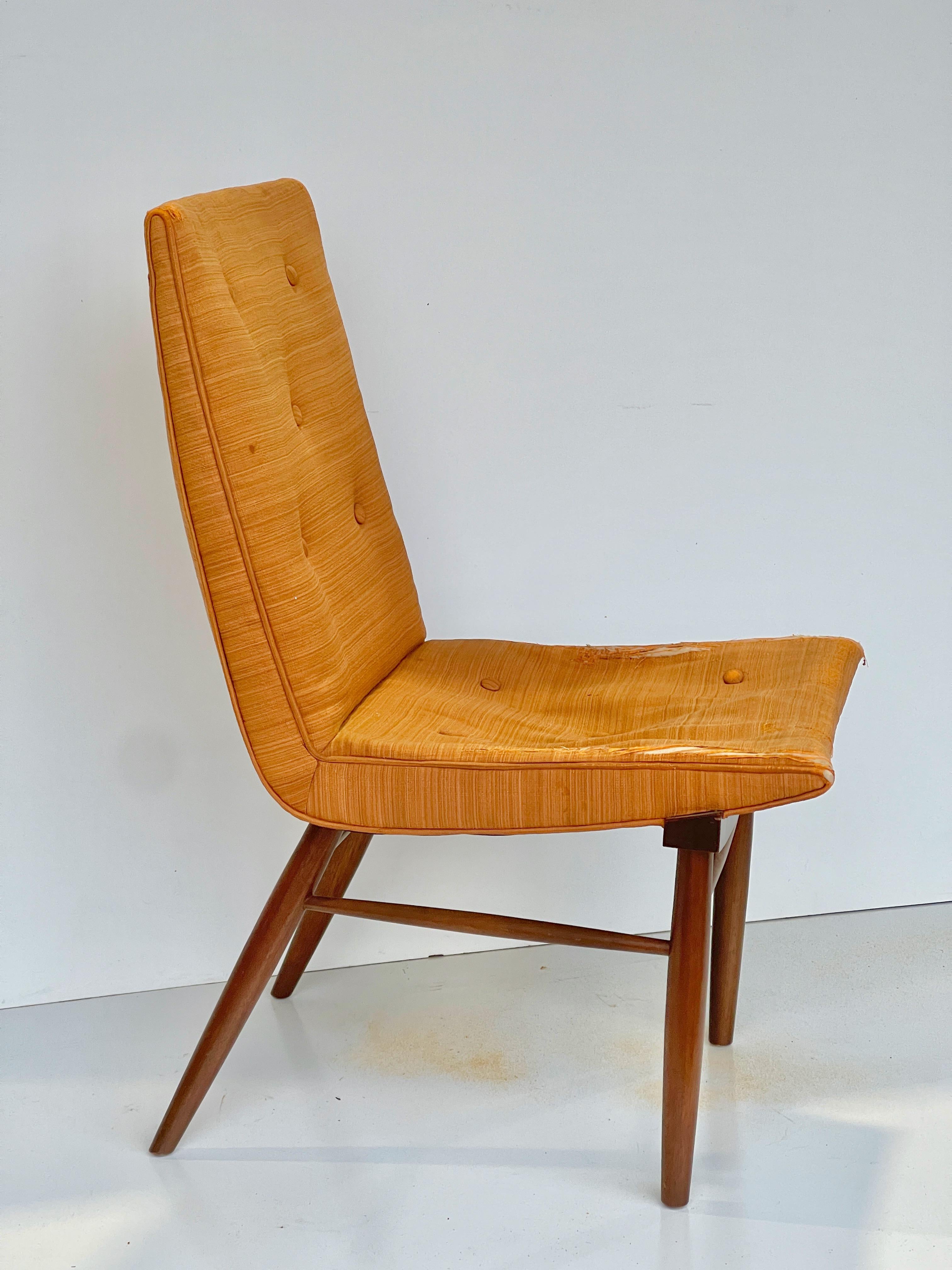 George Nakashima Model 206 Dining Chair for Widdicomb In Fair Condition For Sale In Hanover, MA