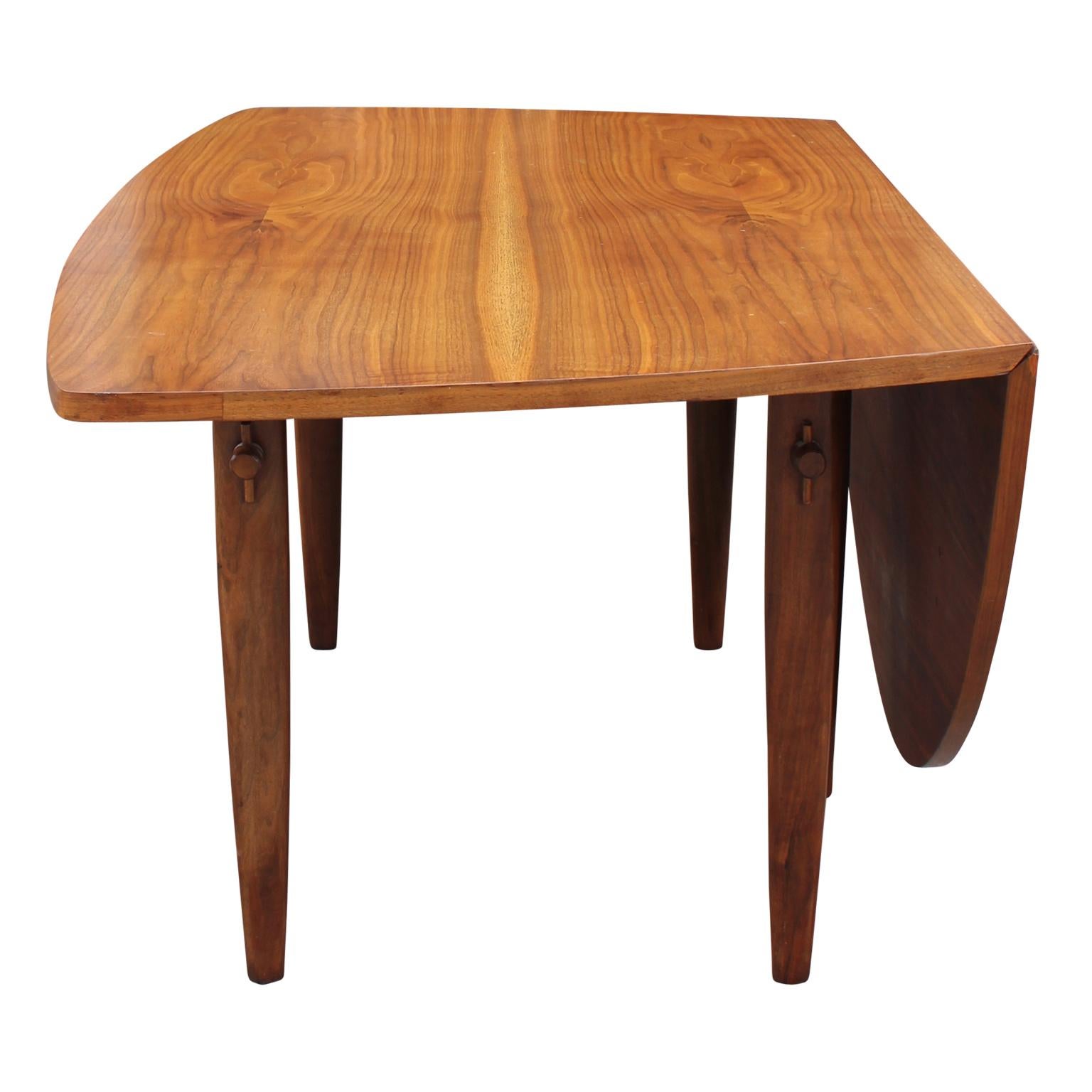 George Nakashima Model 793 Widdicomb Dining Table In Excellent Condition In Houston, TX