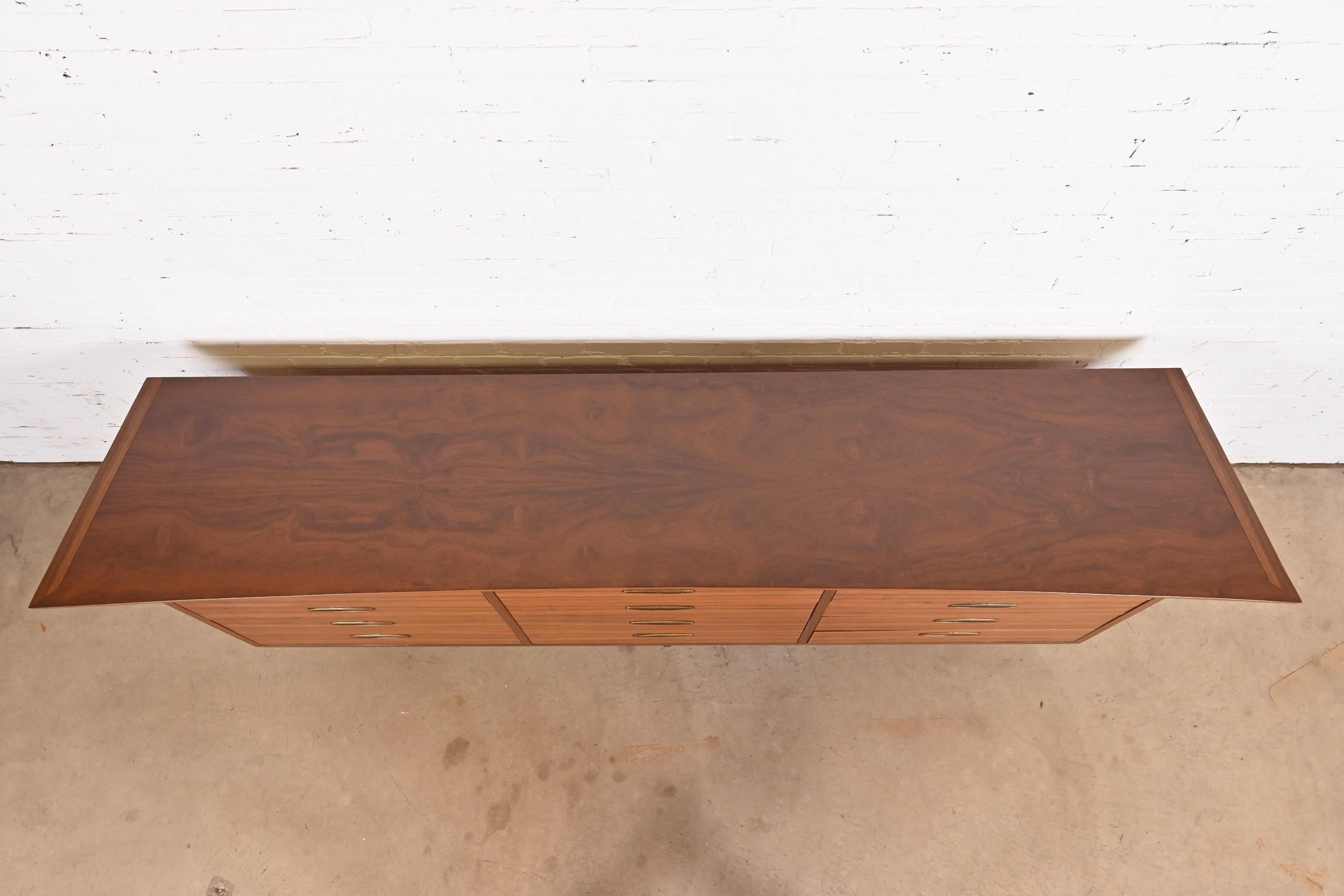 George Nakashima Monumental Sculpted East Indian Laurel Wood Dresser 3