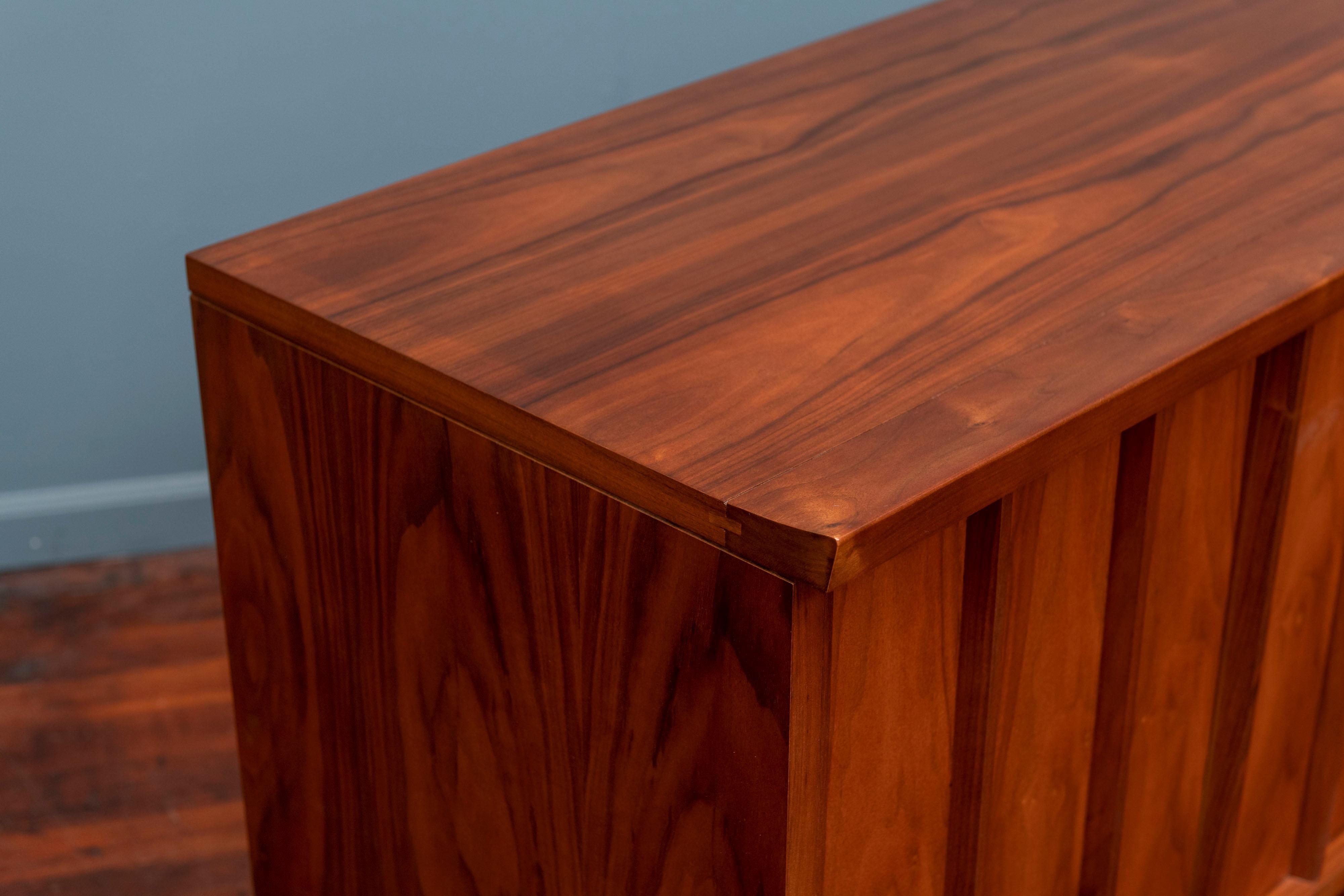 Walnut George Nakashima 