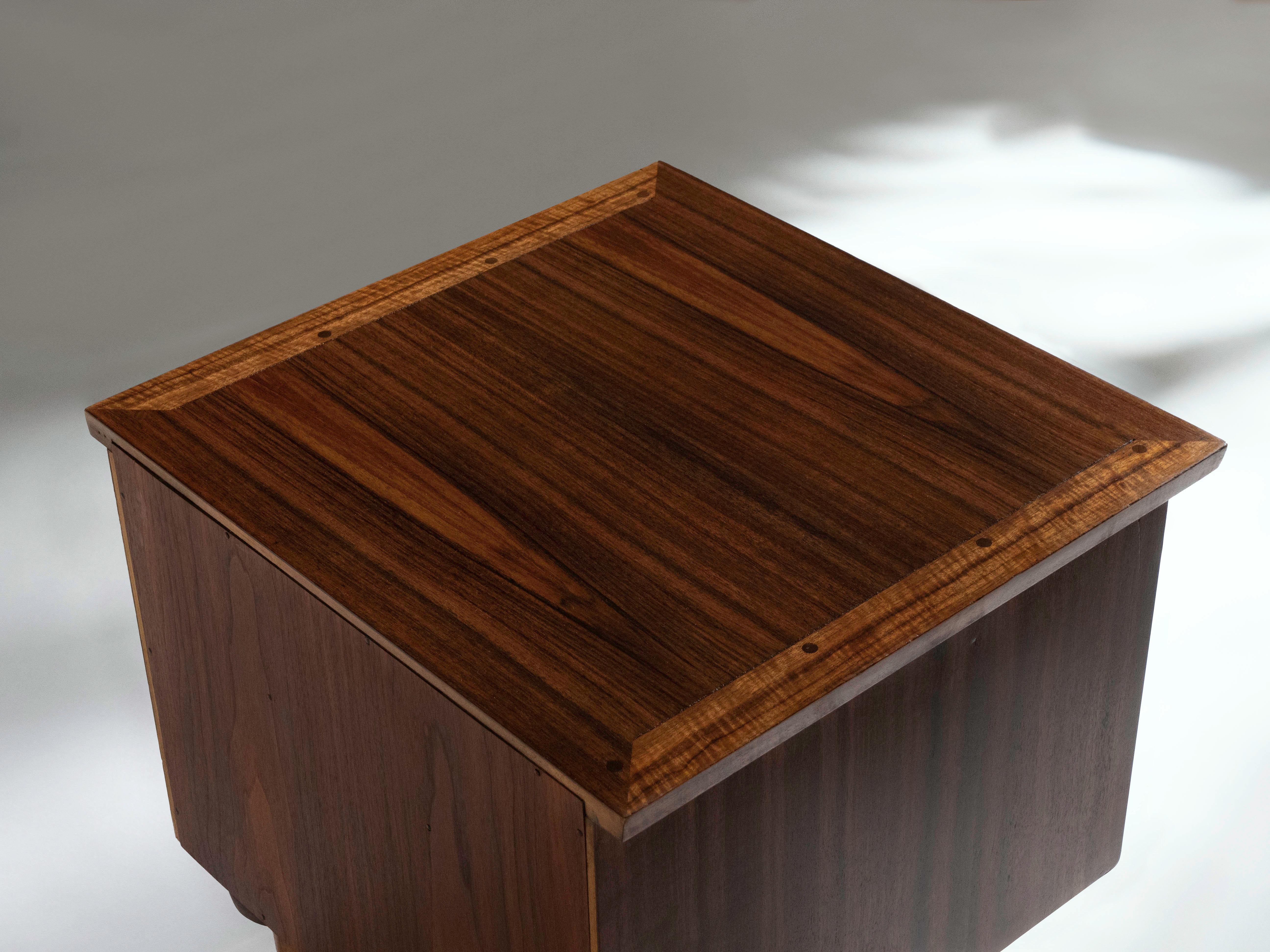 Bois Tables de nuit Origins de George Nakashima pour Widdicomb, années 1950 en vente
