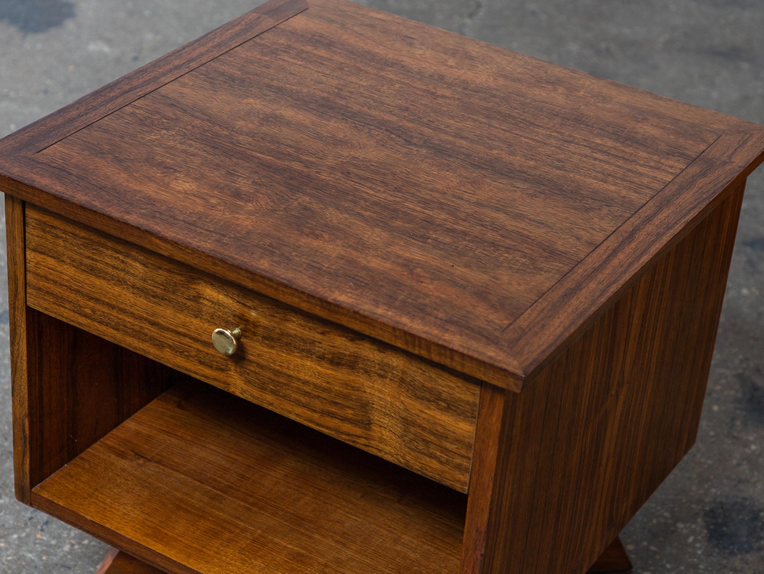 George Nakashima Origins Nightstands for Widdicomb, Walnut - Pair 3