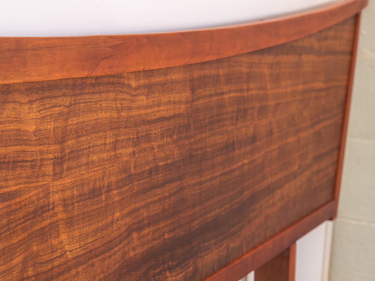 George Nakashima Origins Queen Headboard for Widdicomb In Excellent Condition In Brooklyn, NY