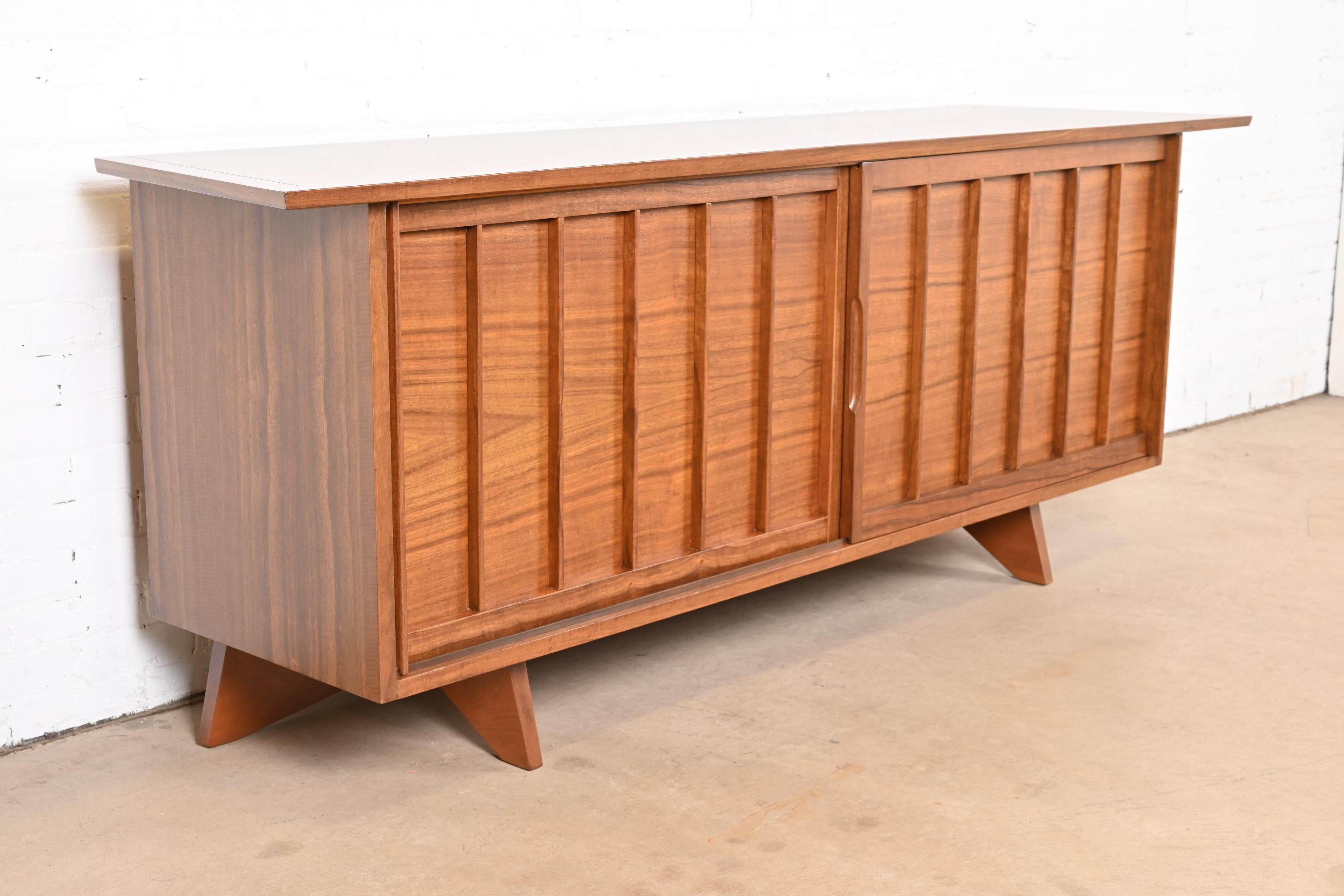 Walnut George Nakashima Sculpted East Indian Laurel Wood Sliding Door Credenza