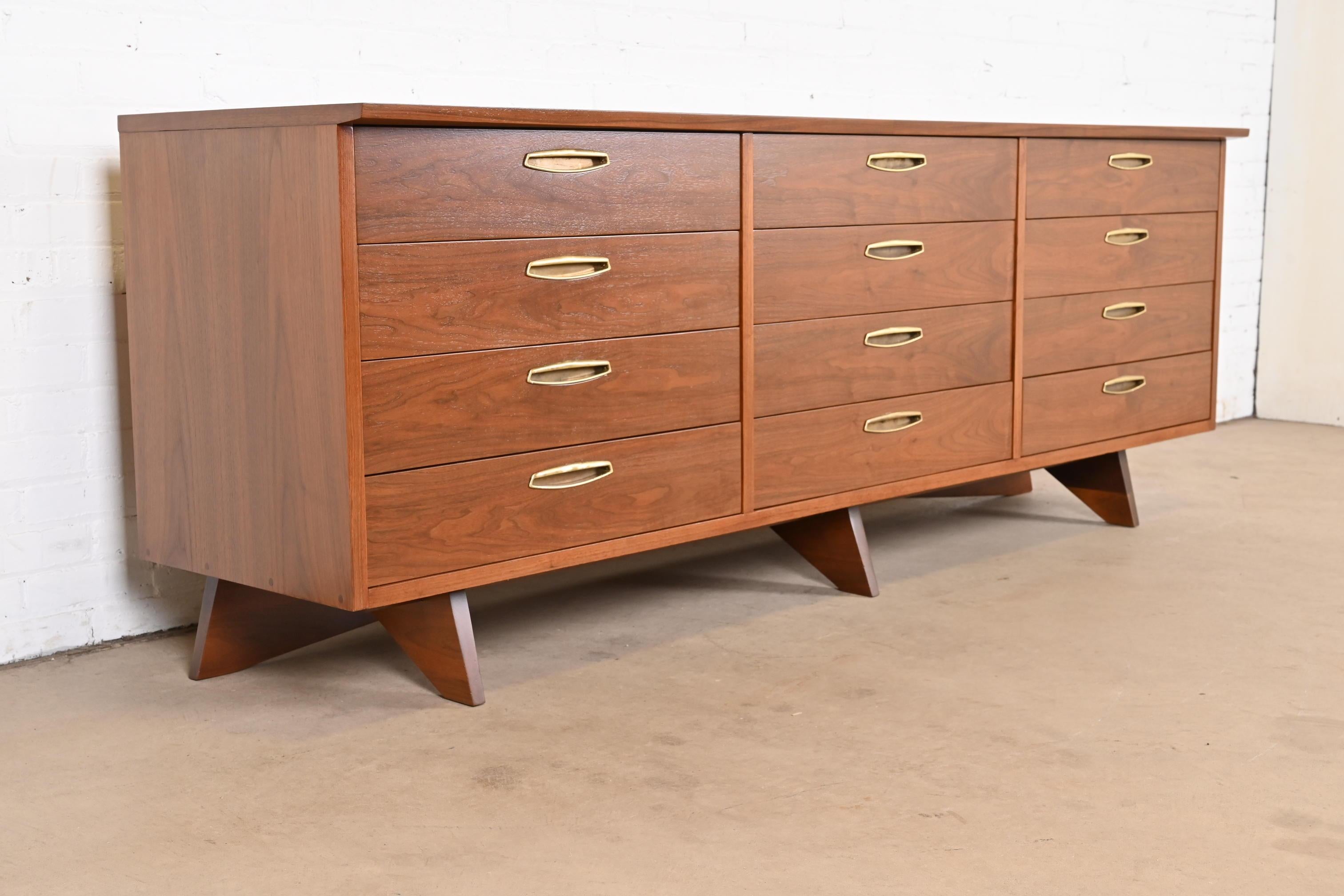 Mid-20th Century George Nakashima Sculpted Walnut Dresser for Widdicomb, Newly Restored For Sale