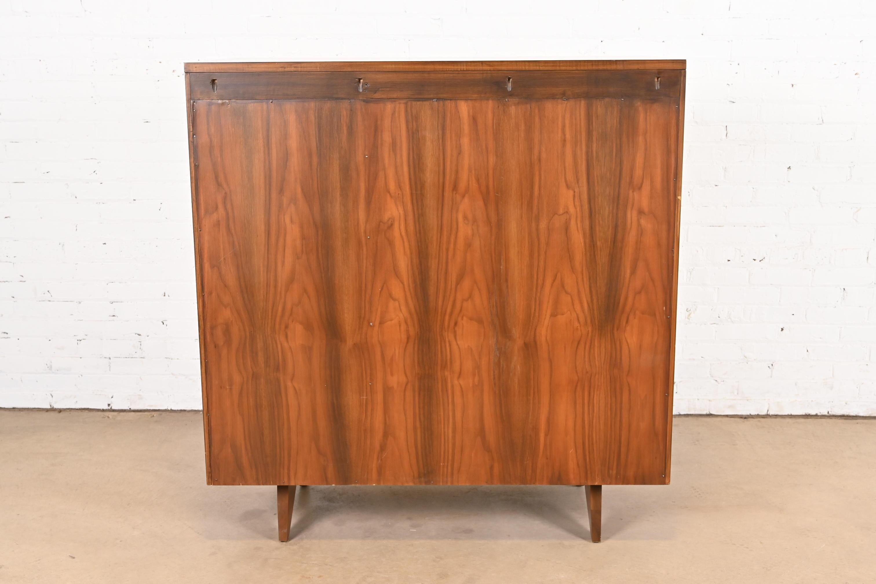 George Nakashima Sculpted Walnut Gentleman's Chest for Widdicomb, Circa 1960 For Sale 12