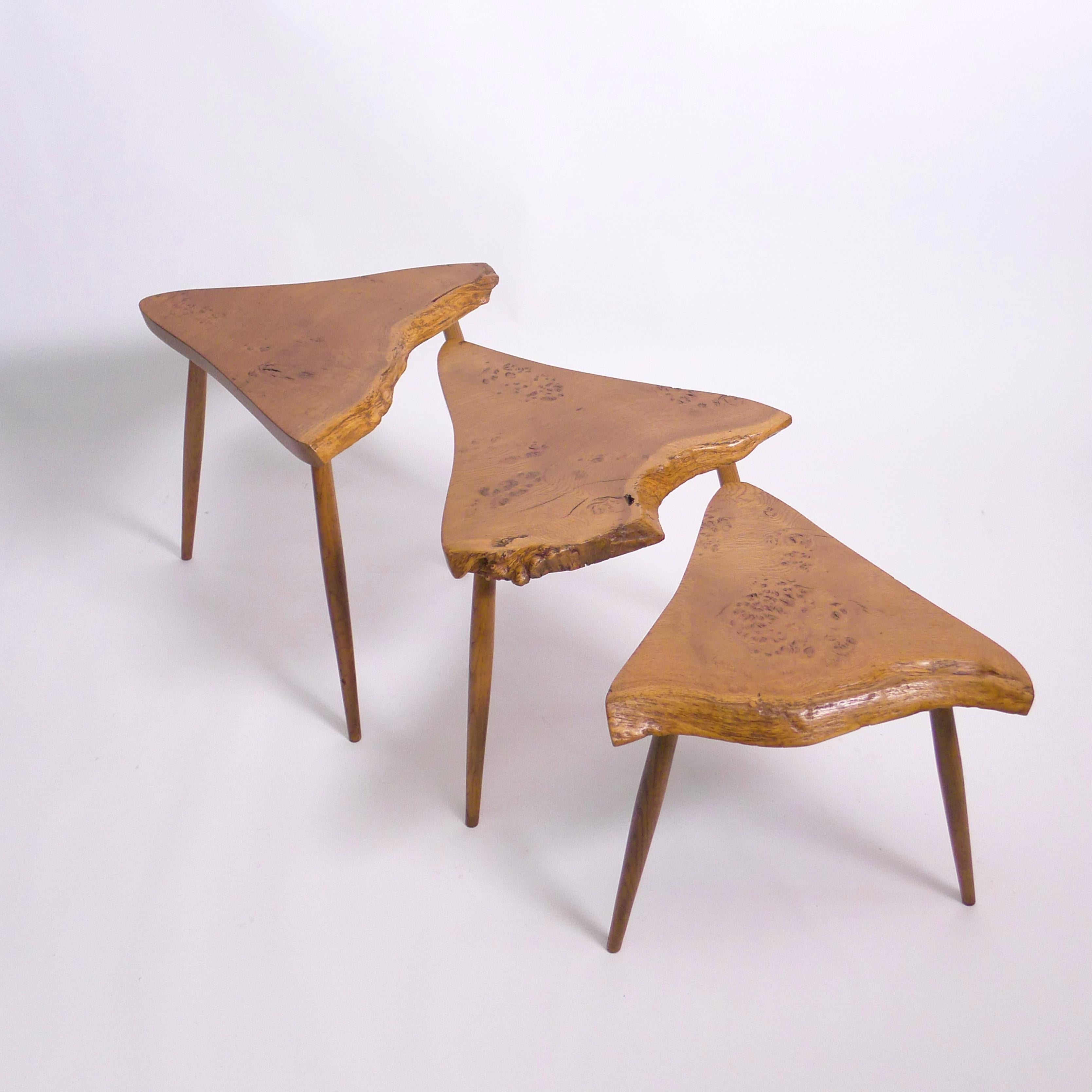 George Nakashima, Set of 3 Oak and Burl Oak Nesting Tables, 1960 in vendita 3