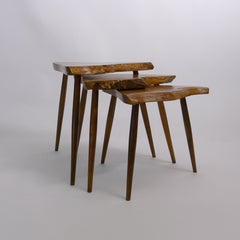 George Nakashima, Set di 3 tavoli da nido in Oak e Burl Oak, 1960