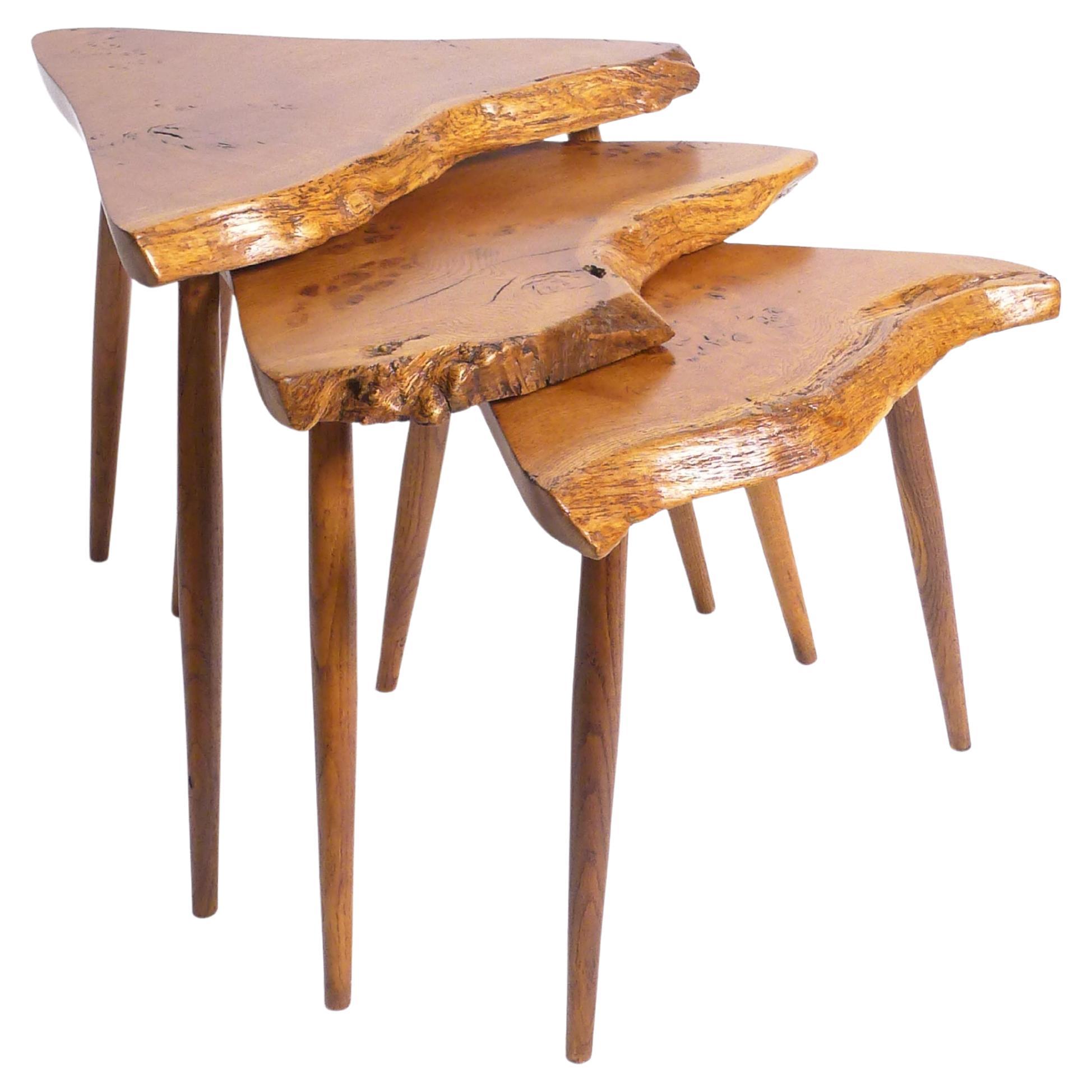 George Nakashima, Set of 3 Oak and Burl Oak Nesting Tables, 1960 in vendita