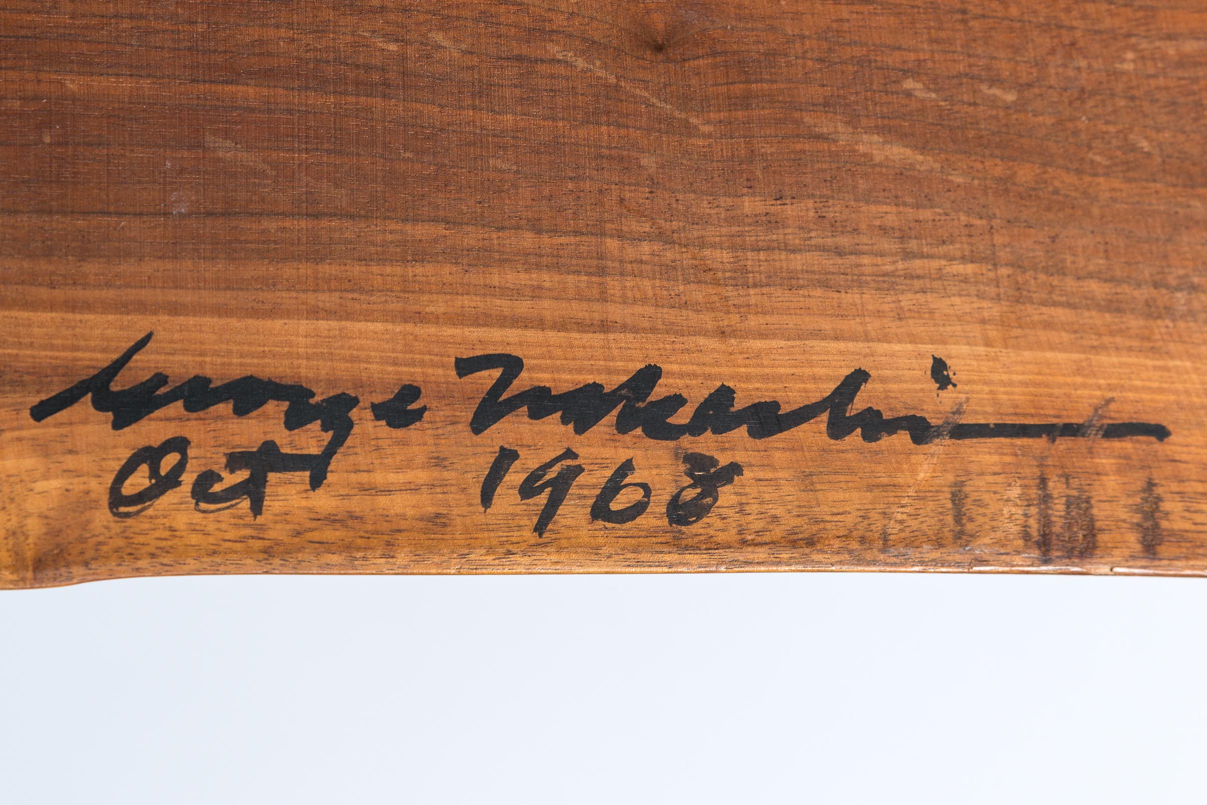 Bureau à piédestal unique de George Nakashima en vente 4
