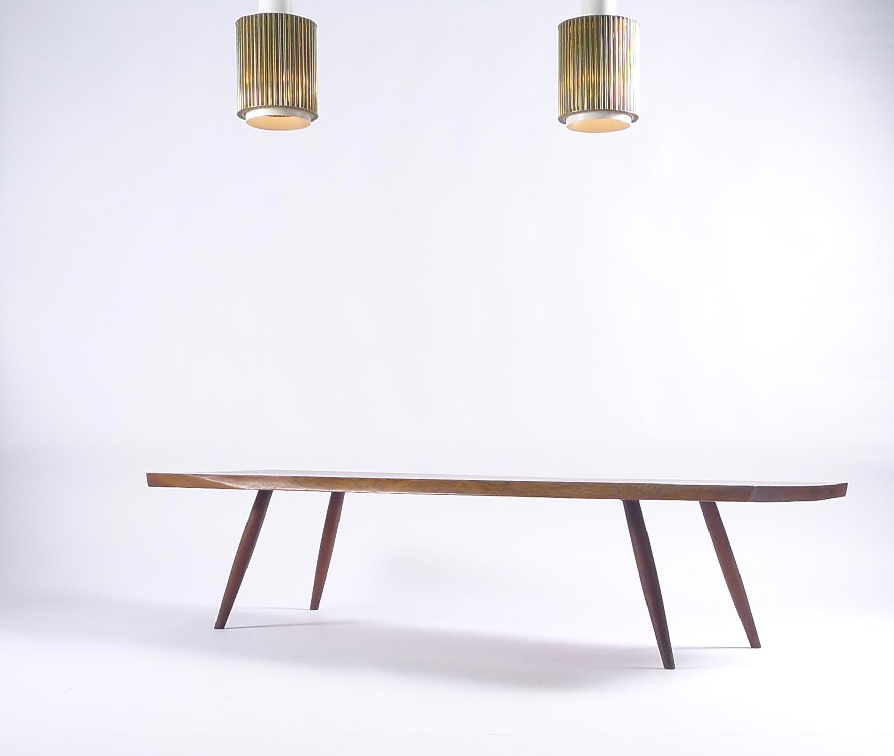 George Nakashima; Single Slab American Walnut Coffee Table from 1957 In Good Condition In Wargrave, Berkshire