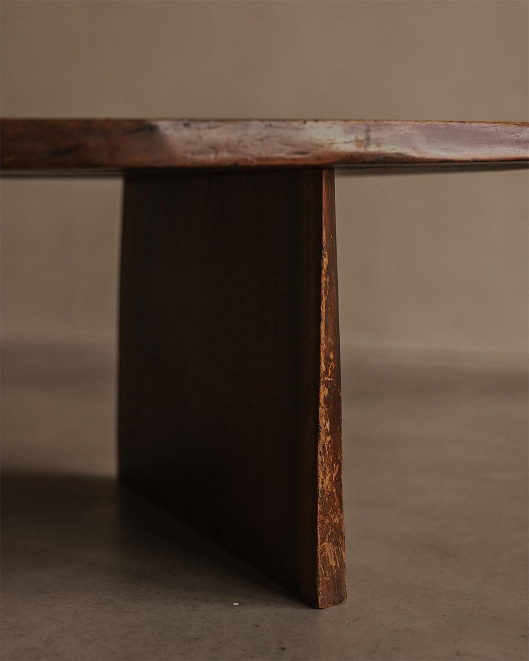 Mid-Century Modern George Nakashima - Slab Coffee Table For Sale