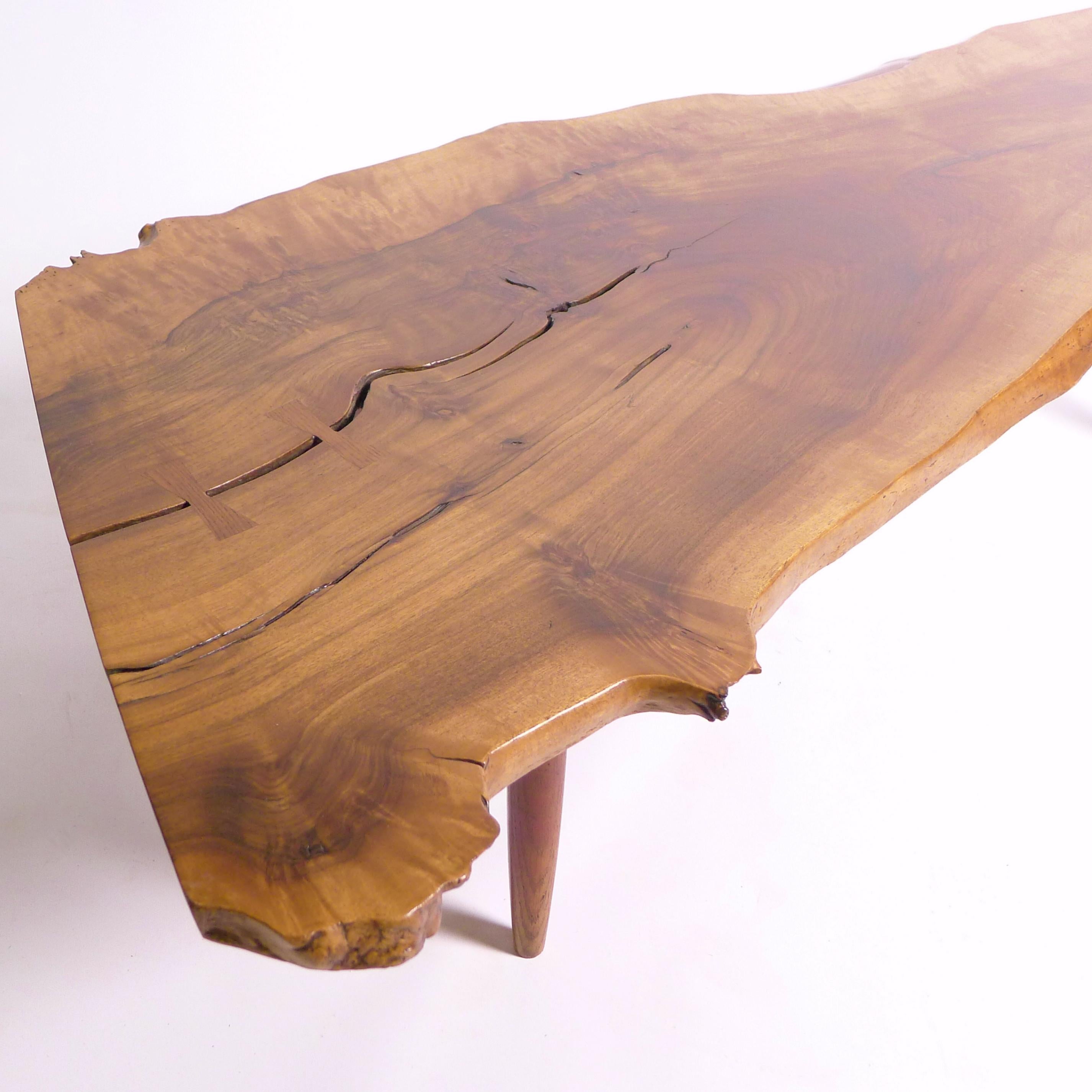 George Nakashima, table basse en dalles aux bords libres, 1958 en vente 8