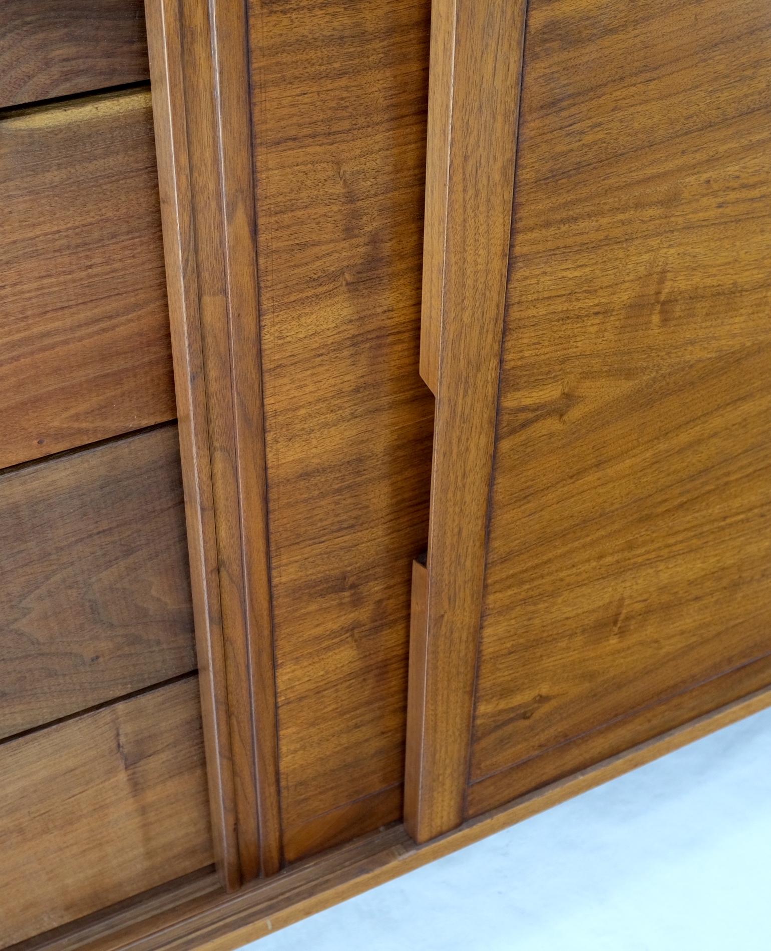 Mid-Century Modern George Nakashima Sliding Doors Dresser Credenza For Sale