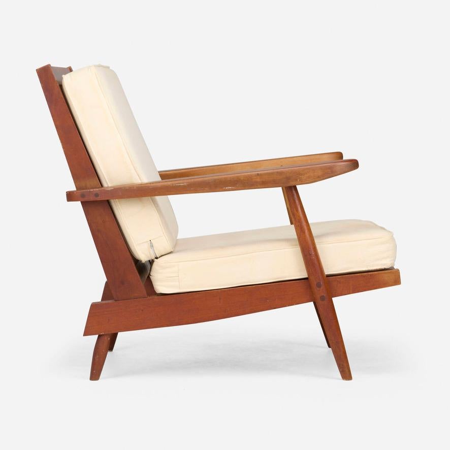 Chaise longue 'Cushion' à dossier fuseau George Nakashima en cerisier noir américain Bon état - En vente à Knokke-Heist, BE
