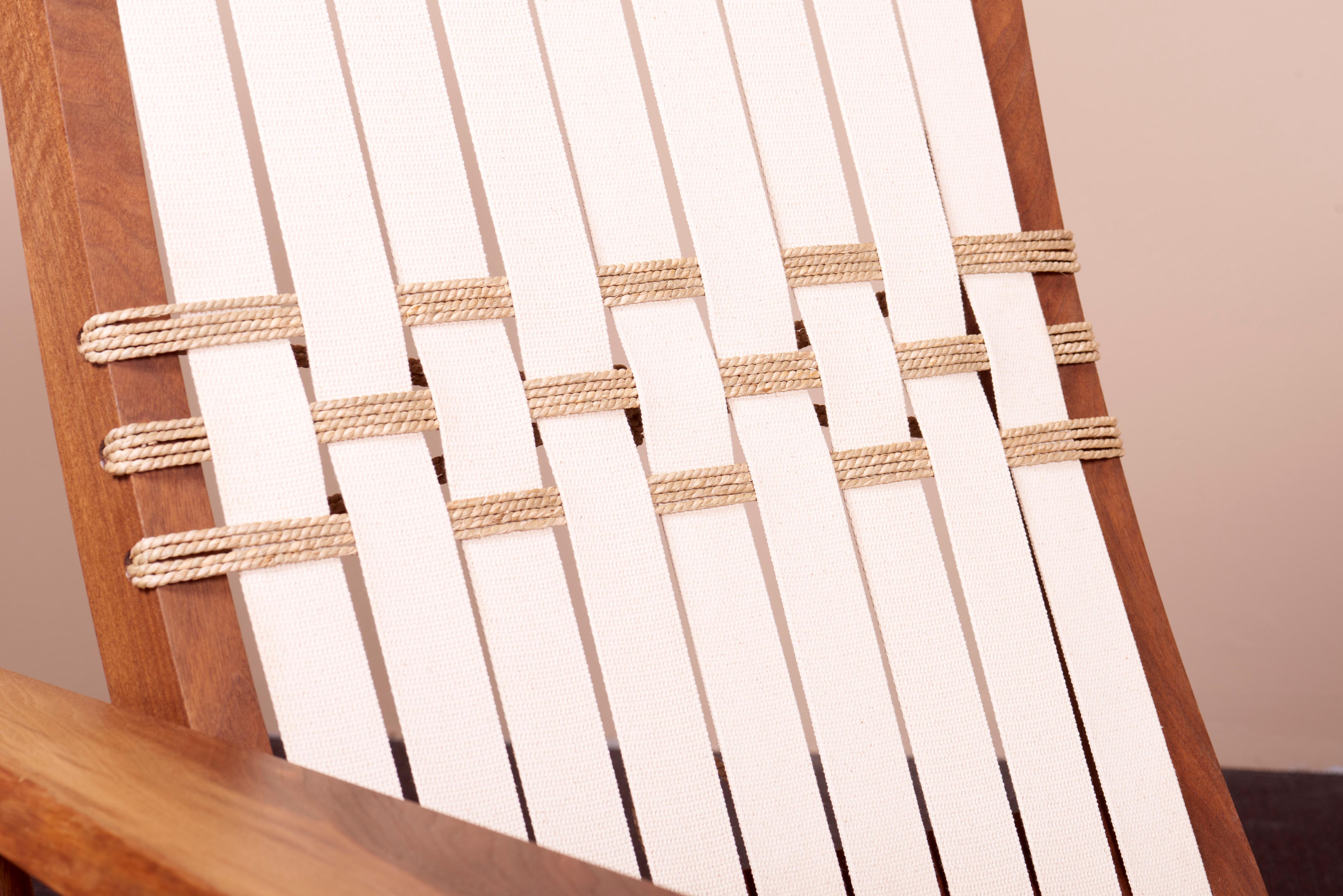 Mira Nakashima Chaiselongue oder Langer Stuhl nach einem Entwurf von George Nakashima  (Moderne der Mitte des Jahrhunderts) im Angebot