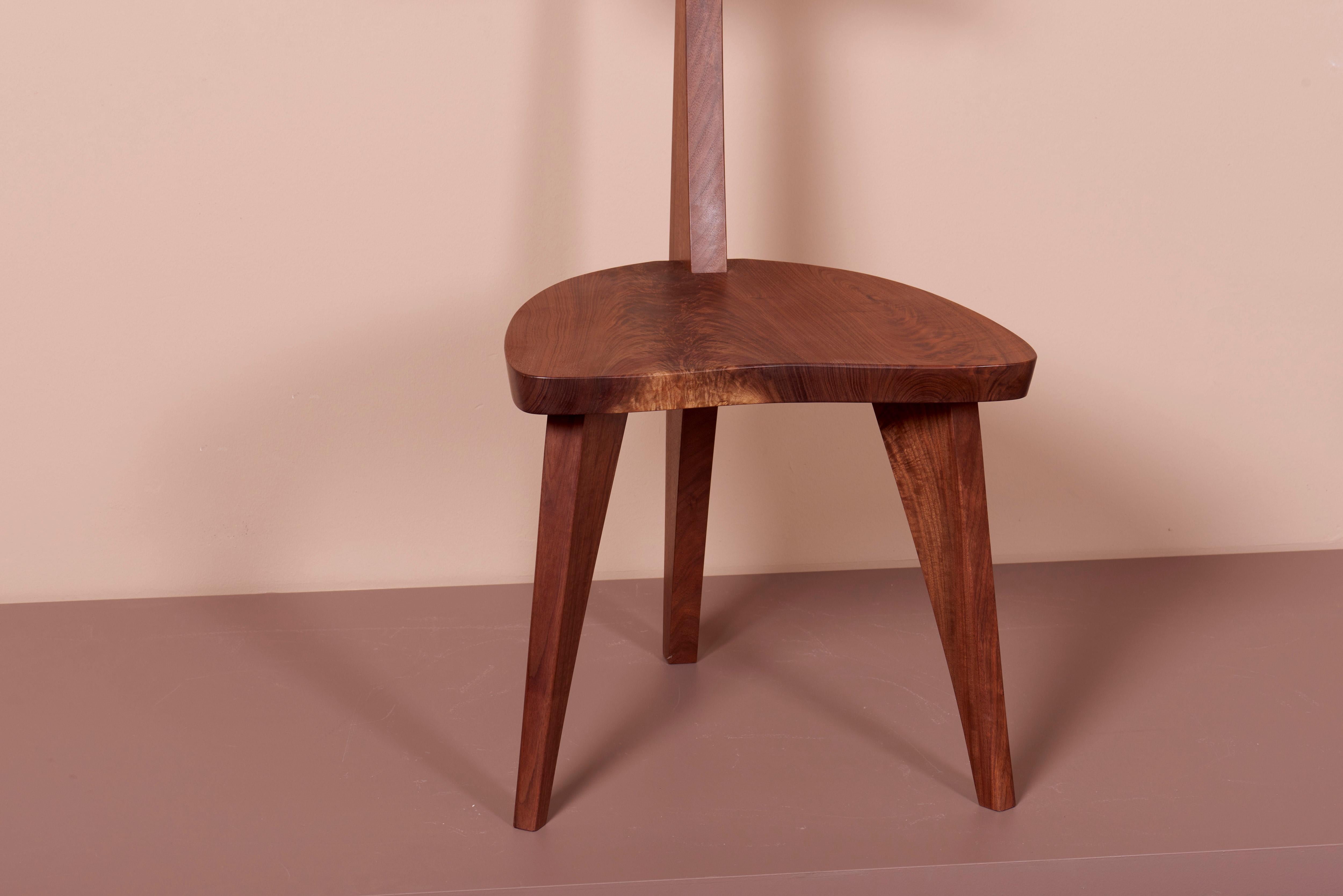 Concordia-Stuhl von Mira Nakashima, entworfen nach einem Entwurf von George Nakashima, USA im Angebot 8