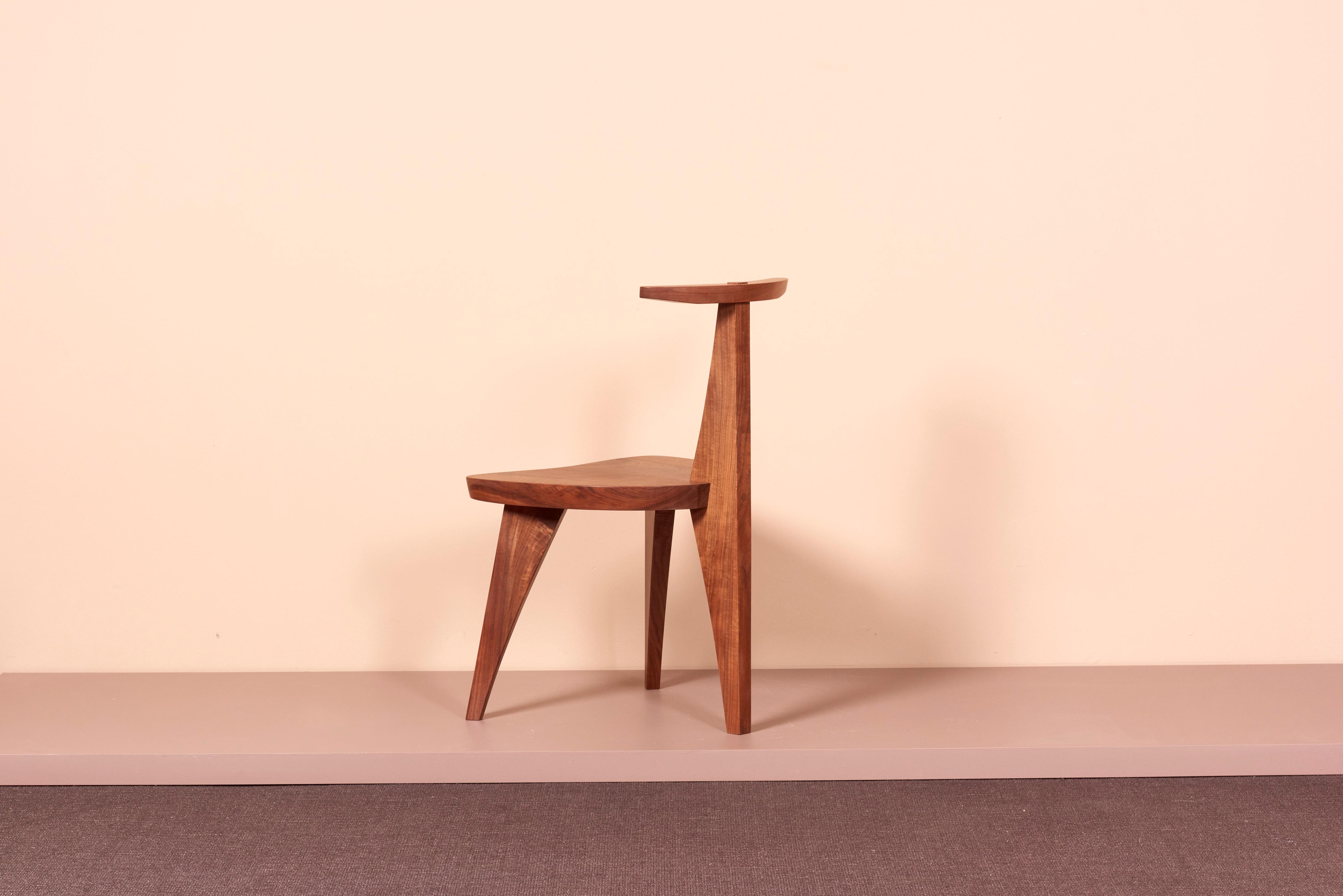 Concordia-Stuhl von Mira Nakashima, entworfen nach einem Entwurf von George Nakashima, USA (Moderne der Mitte des Jahrhunderts) im Angebot