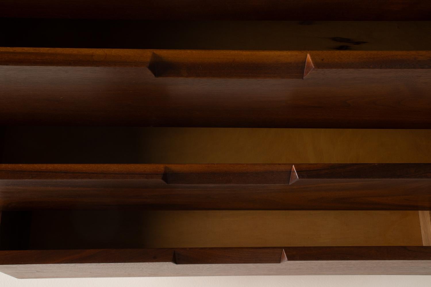 George Nakashima Studio Craft 8 Drawer Dresser For Sale 4