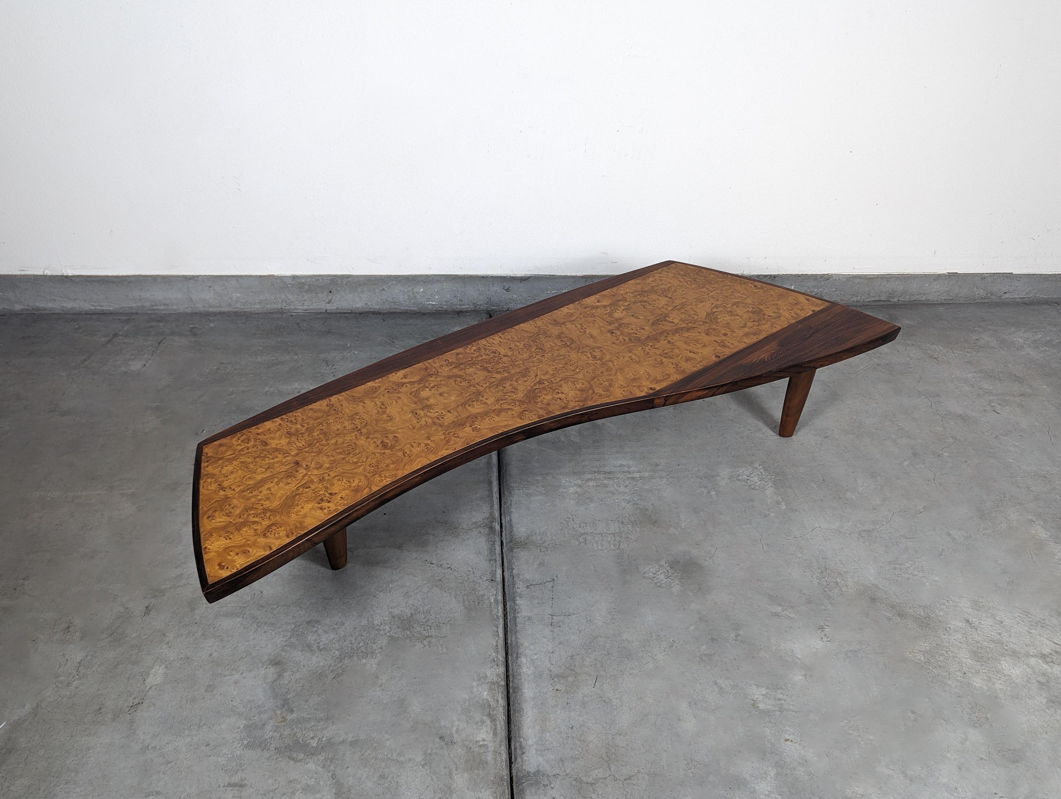 George Nakashima Sundra Coffee Table for Widdicomb Model 200-66W, c1960s In Excellent Condition For Sale In Chino Hills, CA