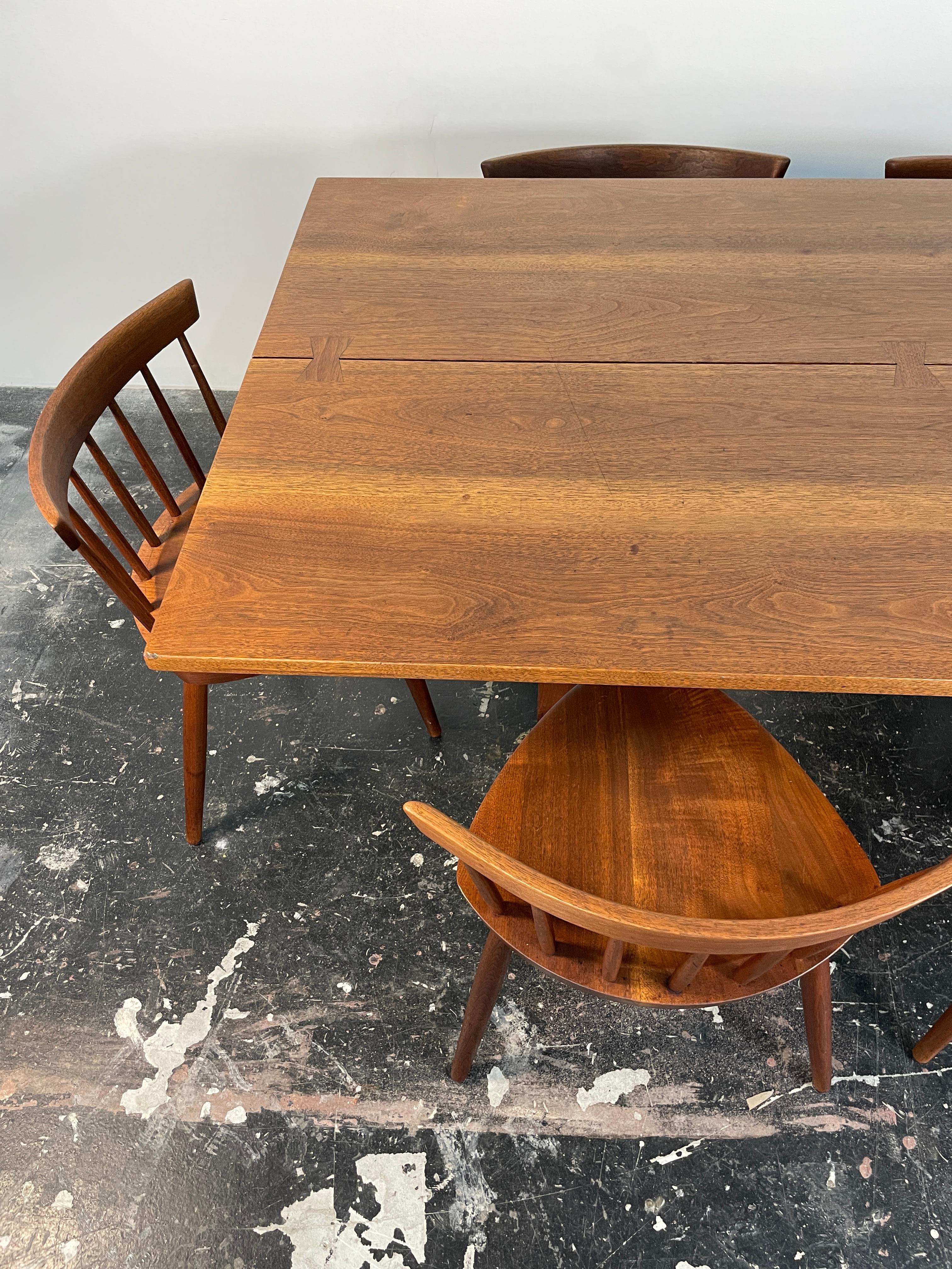 George Nakashima Trestle Table and set of 6 Mira Chairs In Good Condition In San Diego, CA