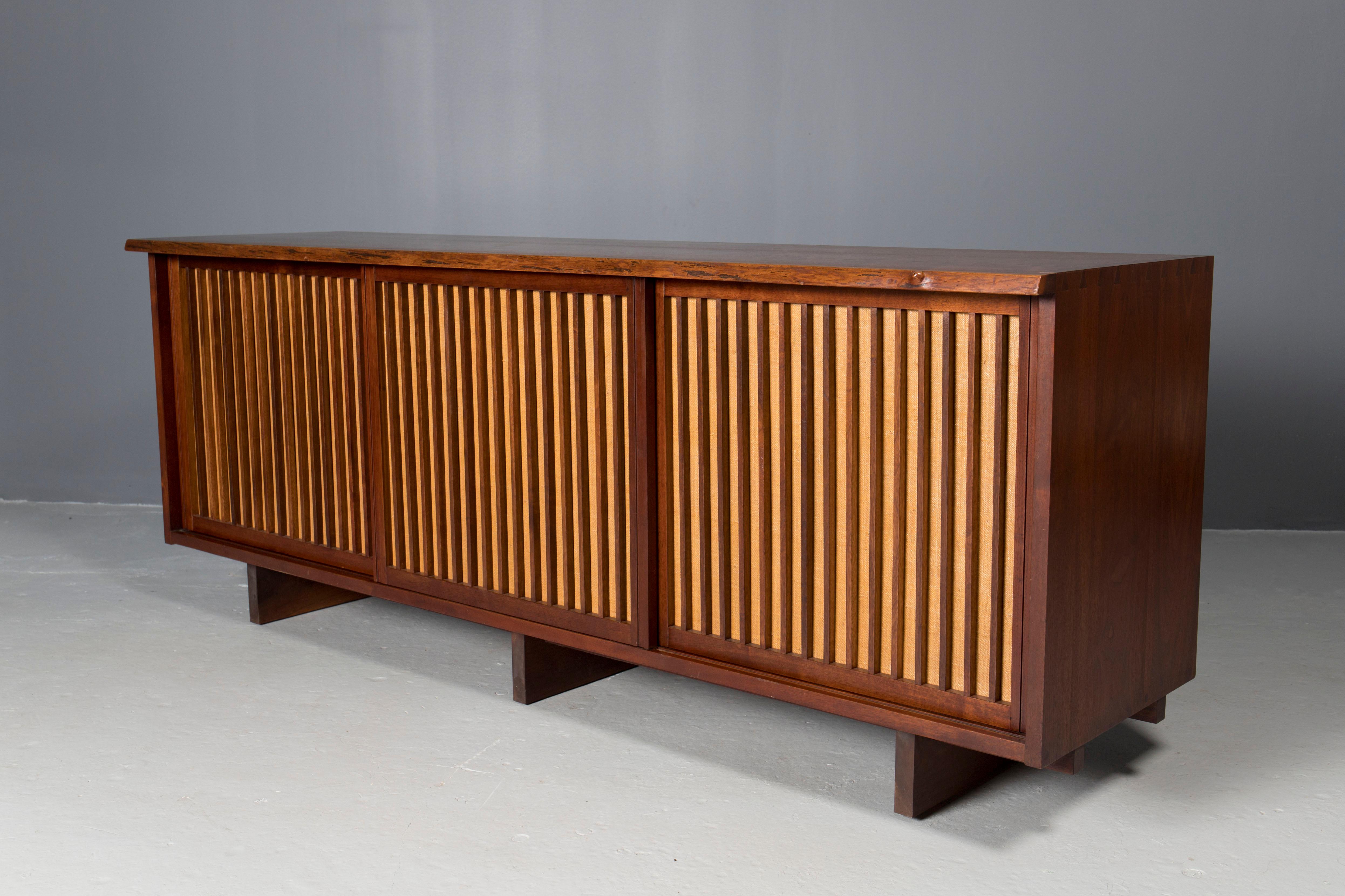 George Nakashima Triple Sliding Door Cabinet, 1960s For Sale 1