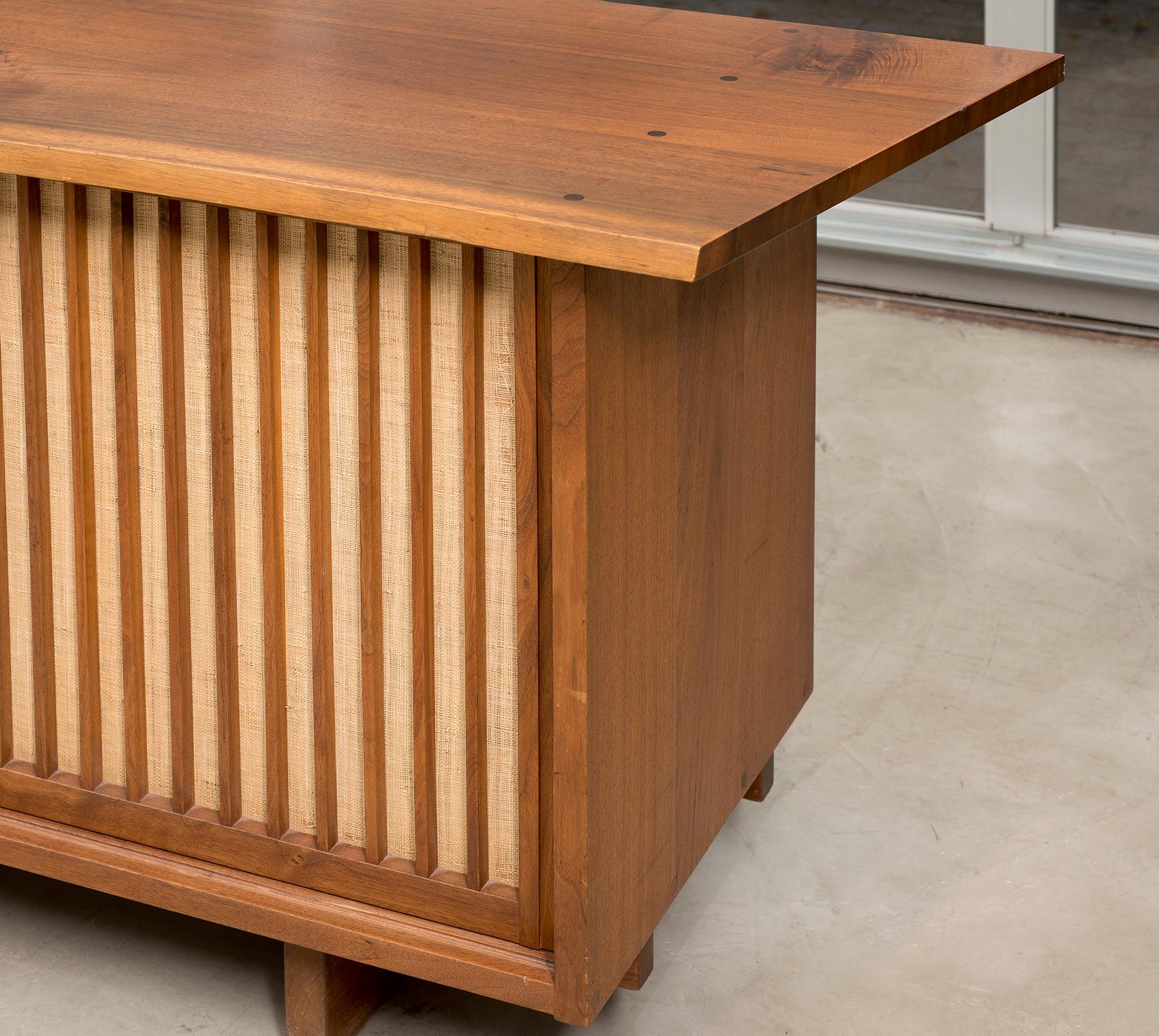 Hand-Crafted George Nakashima Triple Sliding Door Cabinet, 1968