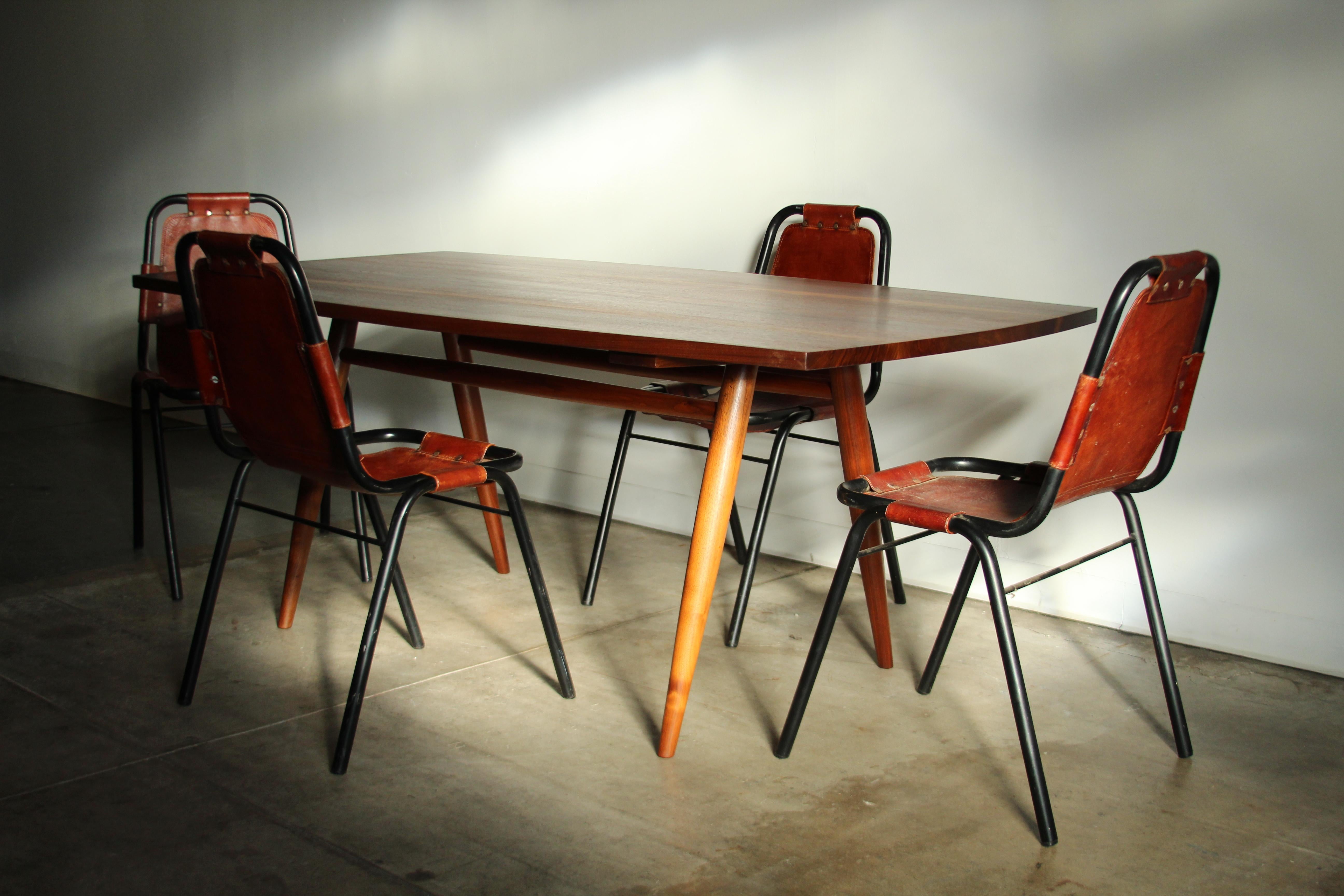 George Nakashima “Turned Leg” Walnut Sap Grain Dining Table, 1957 For Sale 4