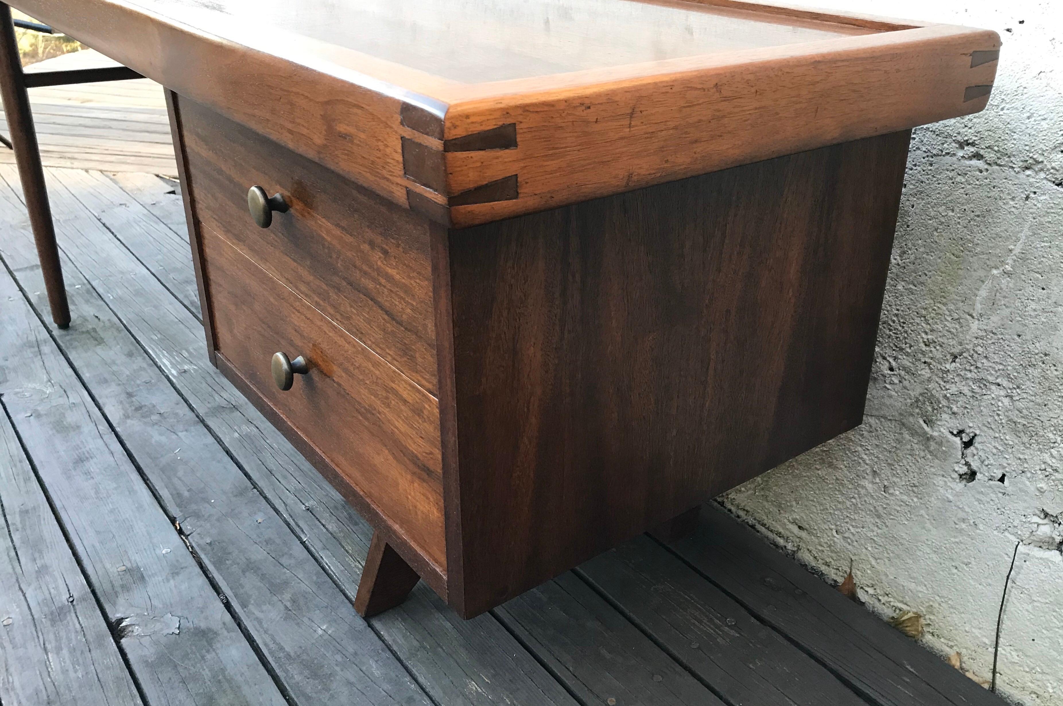 A highly sought after coffee table by George Nakashima for Widdicomb, 1963. Beautiful condition, professionally restored.

George Nakashima worked for Widdicomb, from the mid-1950s to early 1960s. The 